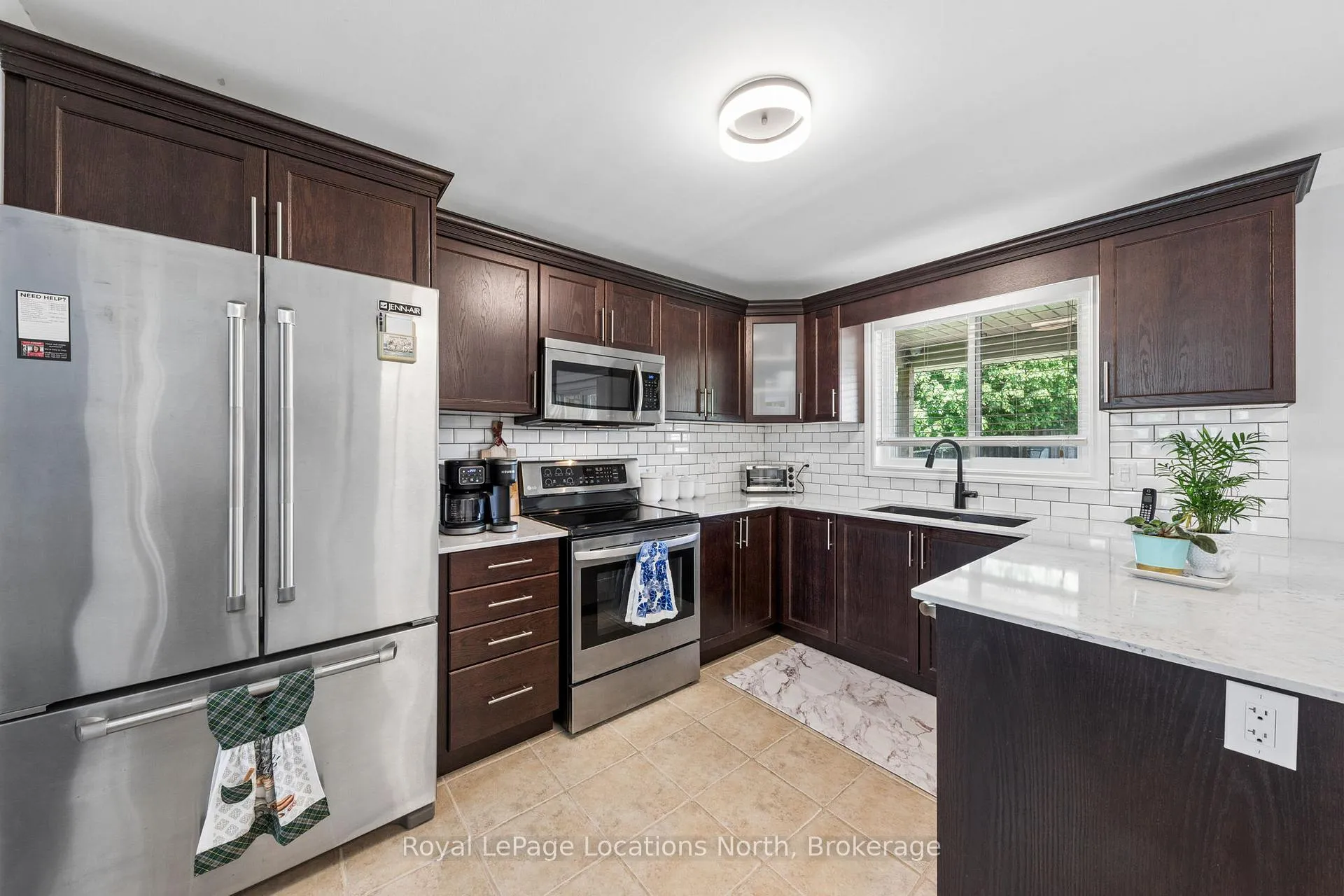 Photo 18 of 478 Shewfelt Crescent, Midland — HOMEH