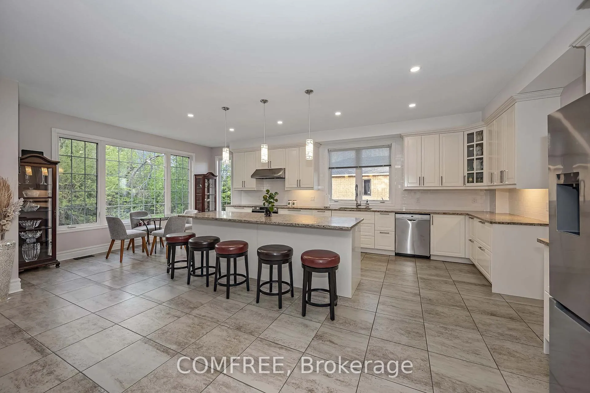 Photo 12 of 1385 McMahon Avenue, Ottawa, Emerald Woods/Sawmill Creek — HOMEH