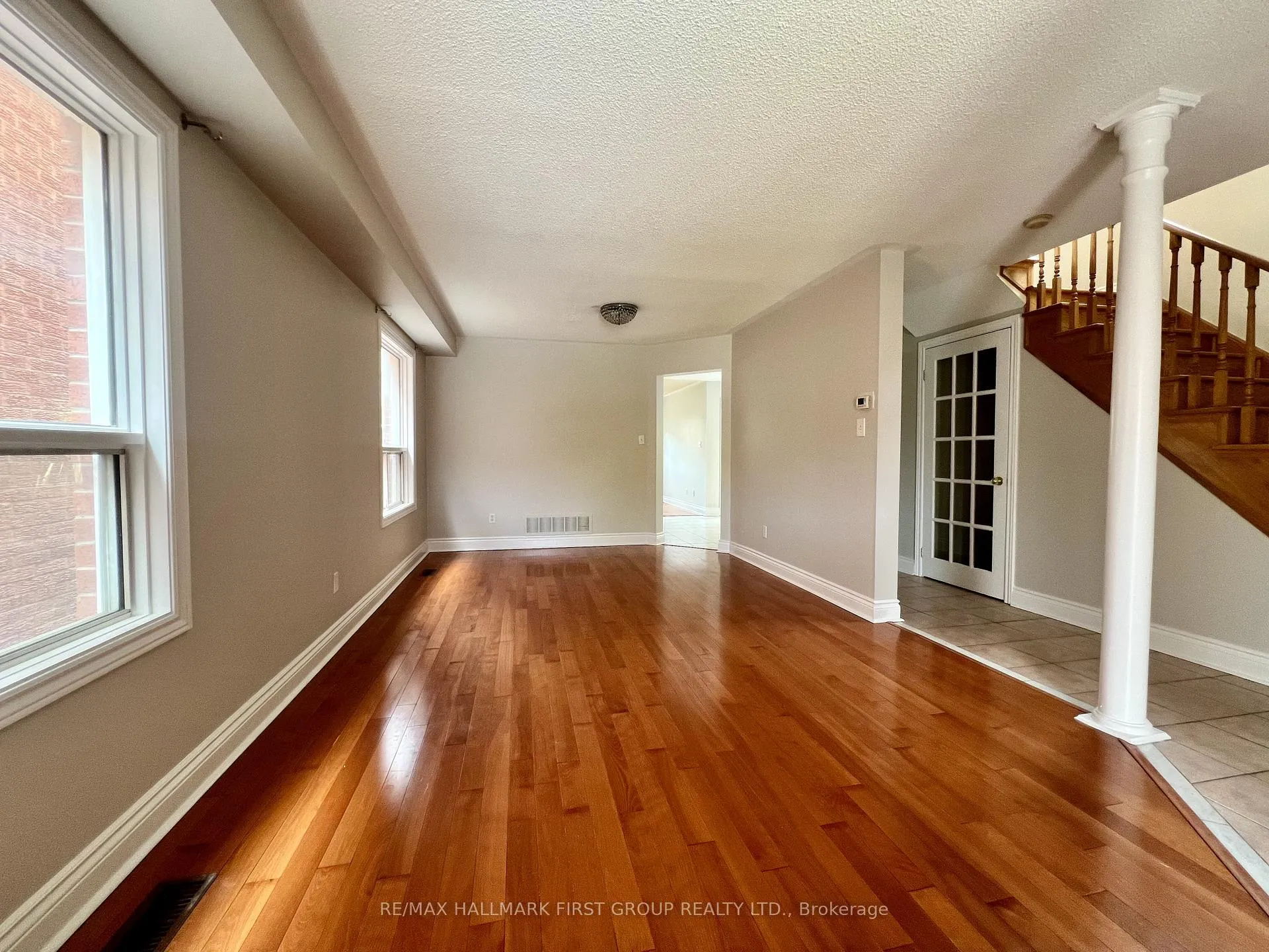 Photo 8 of 101 Booth Crescent, Ajax, Central — HOMEH