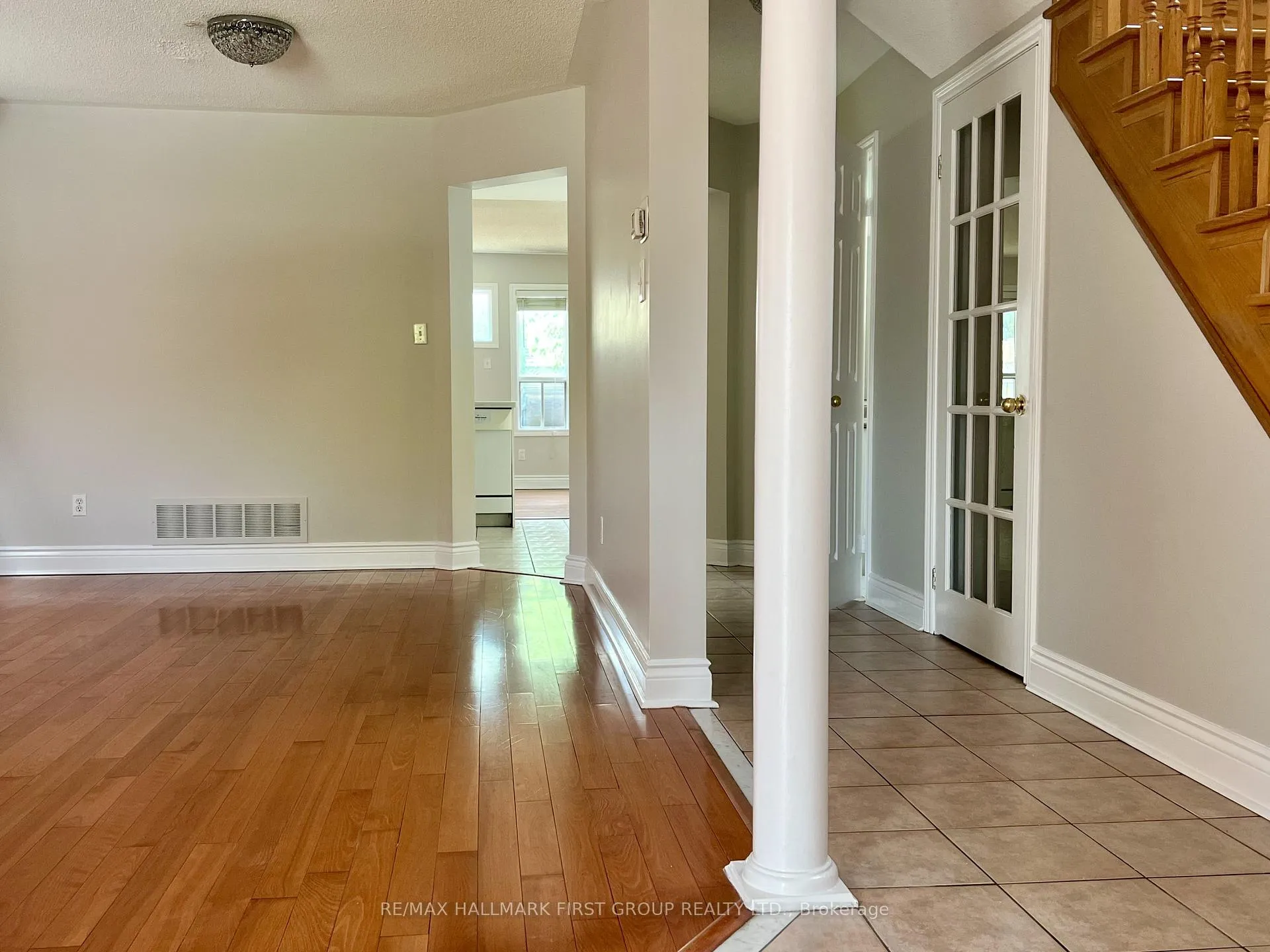 Photo 10 of 101 Booth Crescent, Ajax, Central — HOMEH