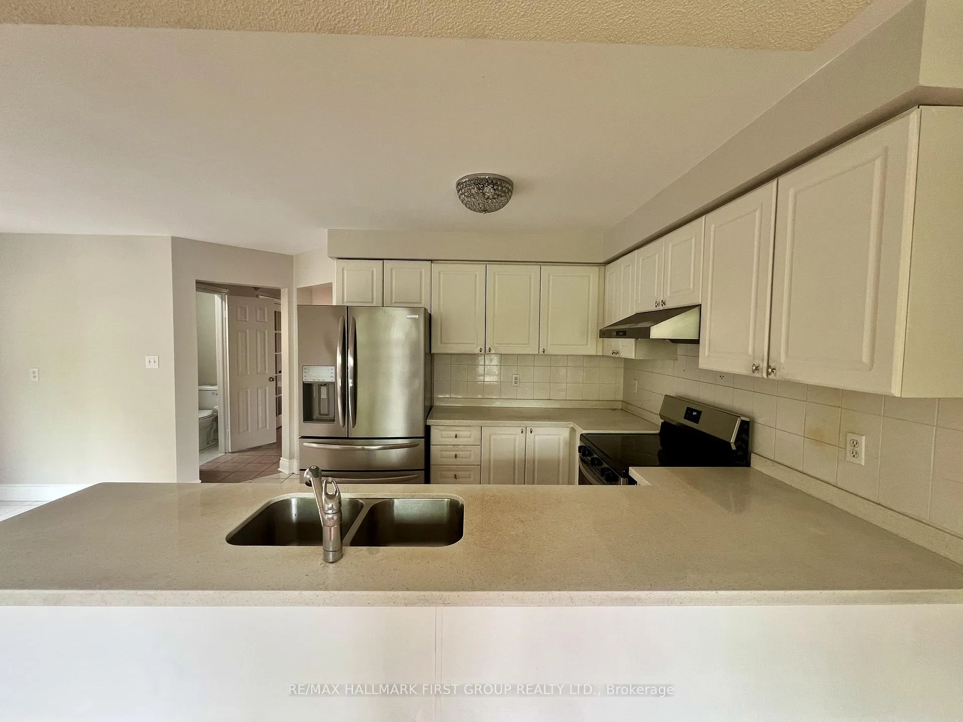 Photo 18 of 101 Booth Crescent, Ajax, Central — HOMEH