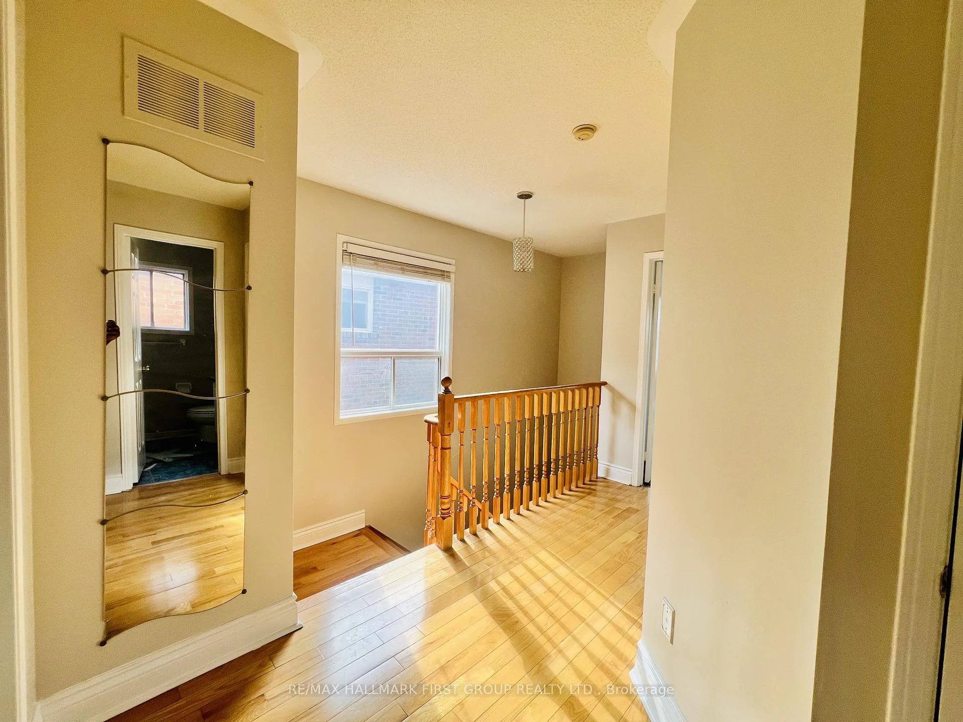 Photo 25 of 101 Booth Crescent, Ajax, Central — HOMEH