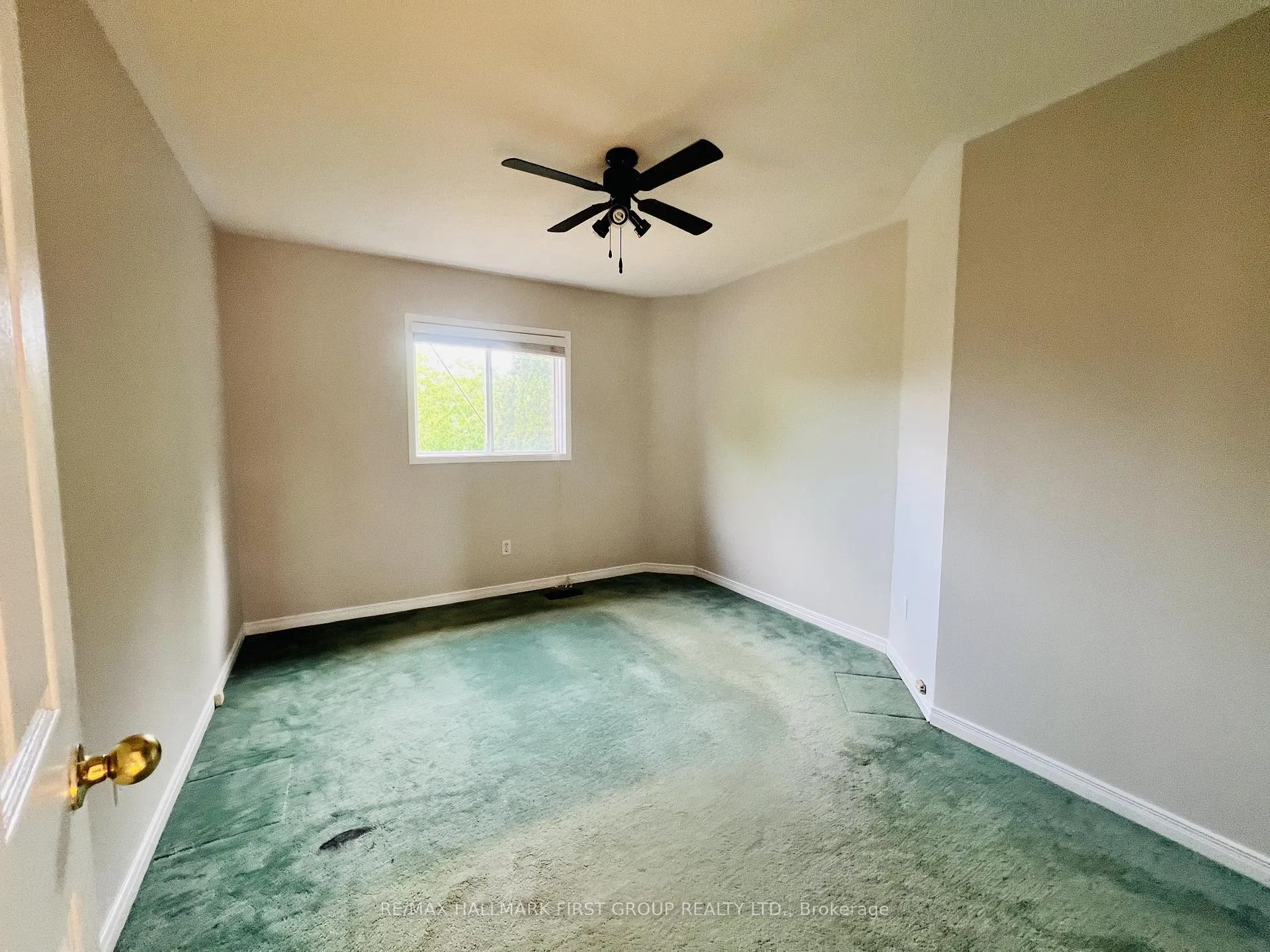 Photo 33 of 101 Booth Crescent, Ajax, Central — HOMEH