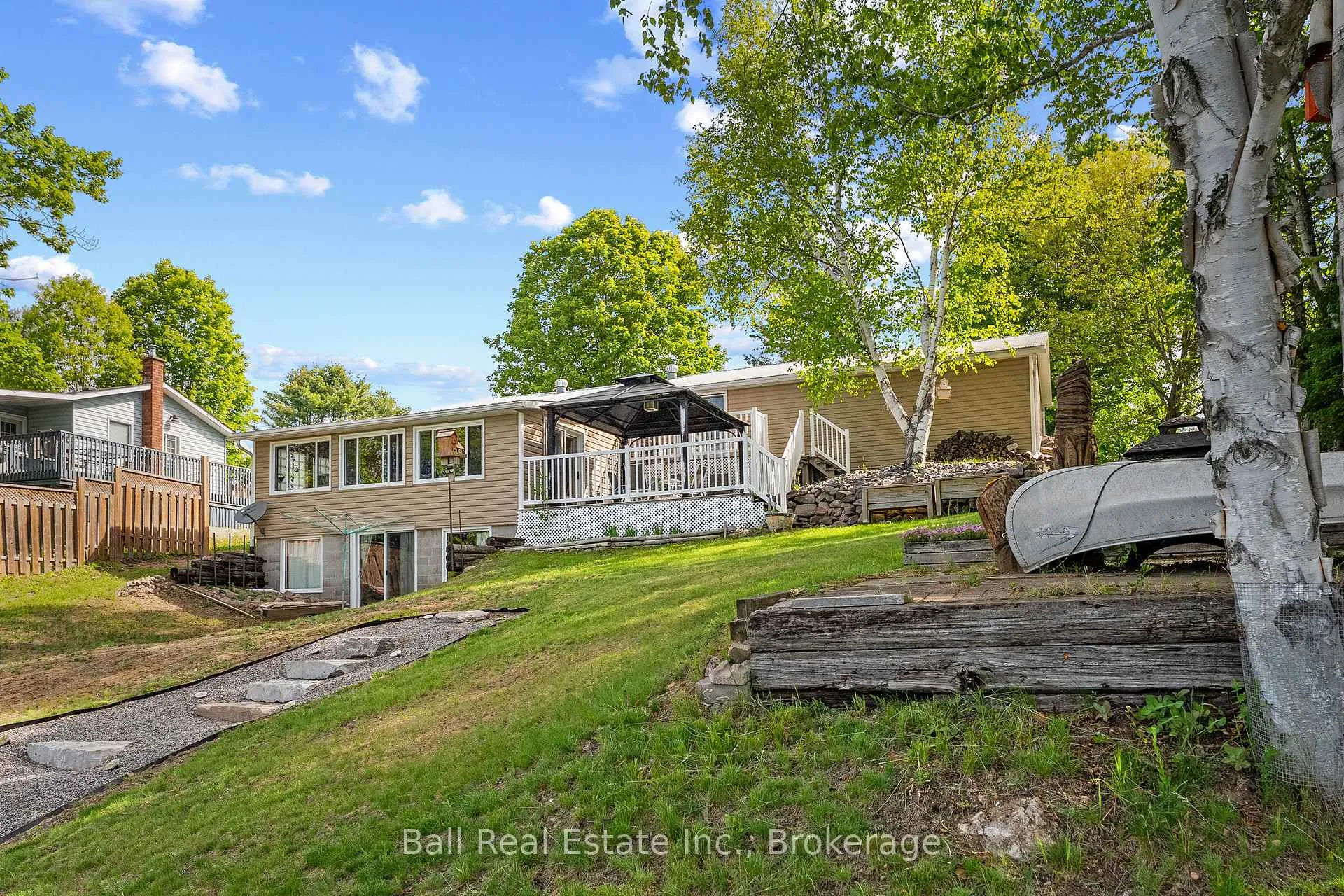 Photo 2 of 29 Siddon Lake Place, Faraday — HOMEH