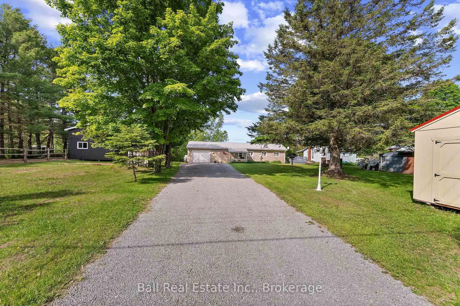 Photo 10 of 29 Siddon Lake Place, Faraday — HOMEH