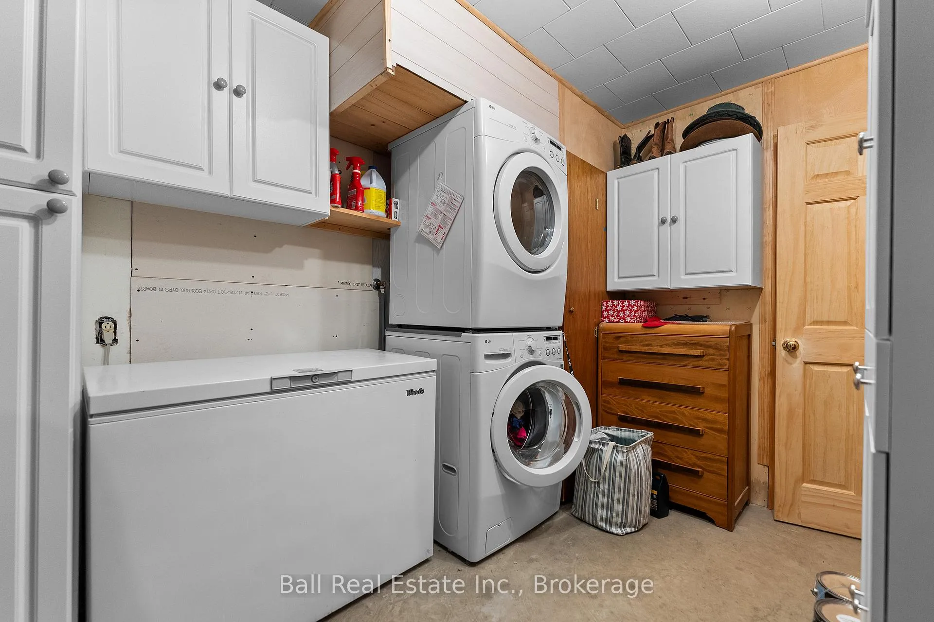 Photo 31 of 29 Siddon Lake Place, Faraday — HOMEH
