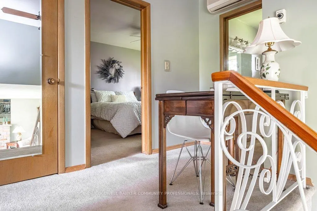 Photo 21 of 23 Keen Court, Hamilton, Huntington — HOMEH