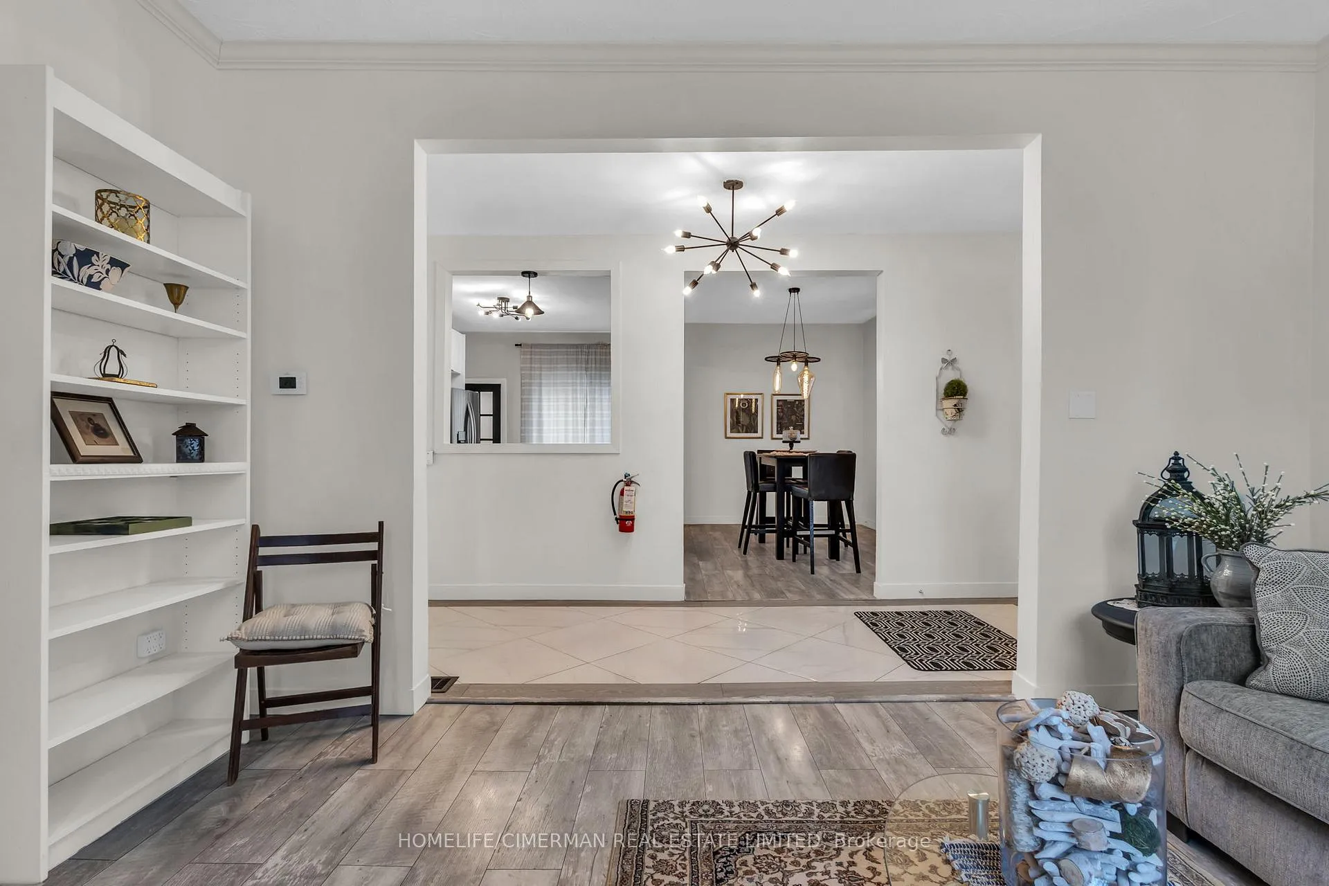 Photo 6 of 406 Grey Street, London, East K — HOMEH