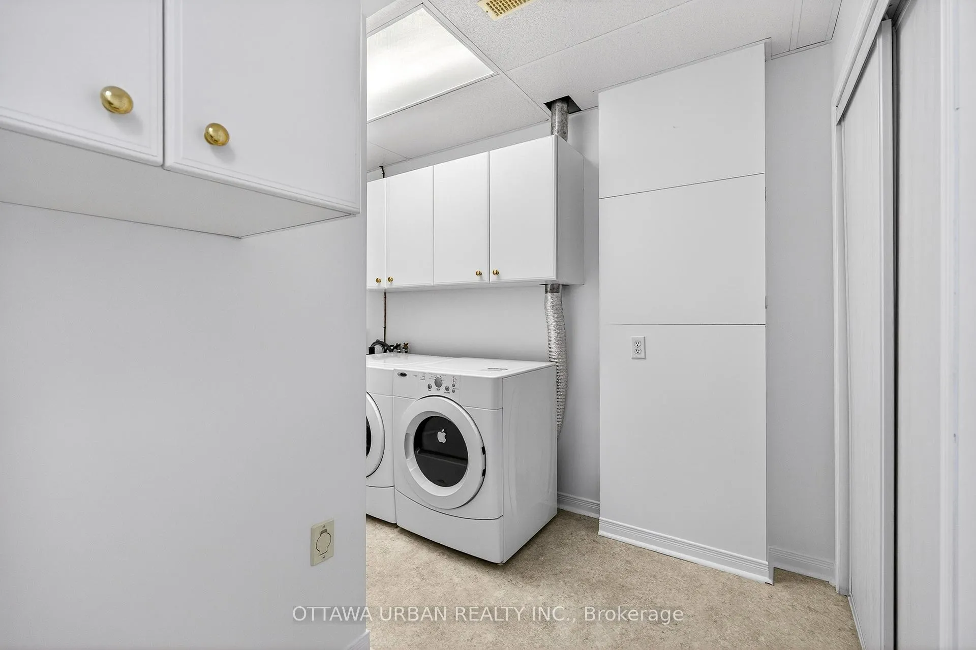 Photo 43 of 127 Castle Glen Crescent, Ottawa, Kanata - Glencairn/Hazeldean — HOMEH
