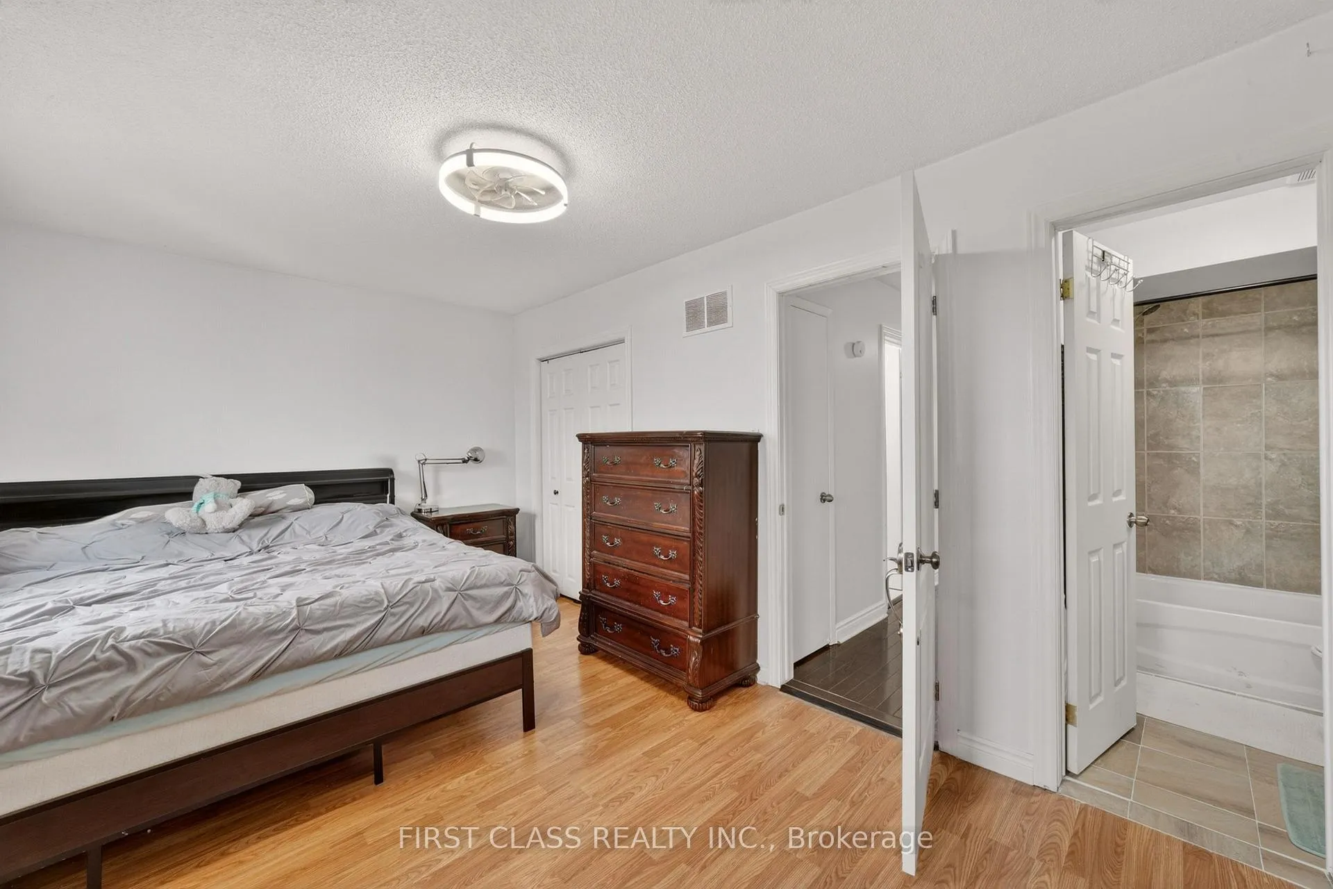 Photo 16 of 2109 Denby Drive, Pickering, Brock Ridge — HOMEH