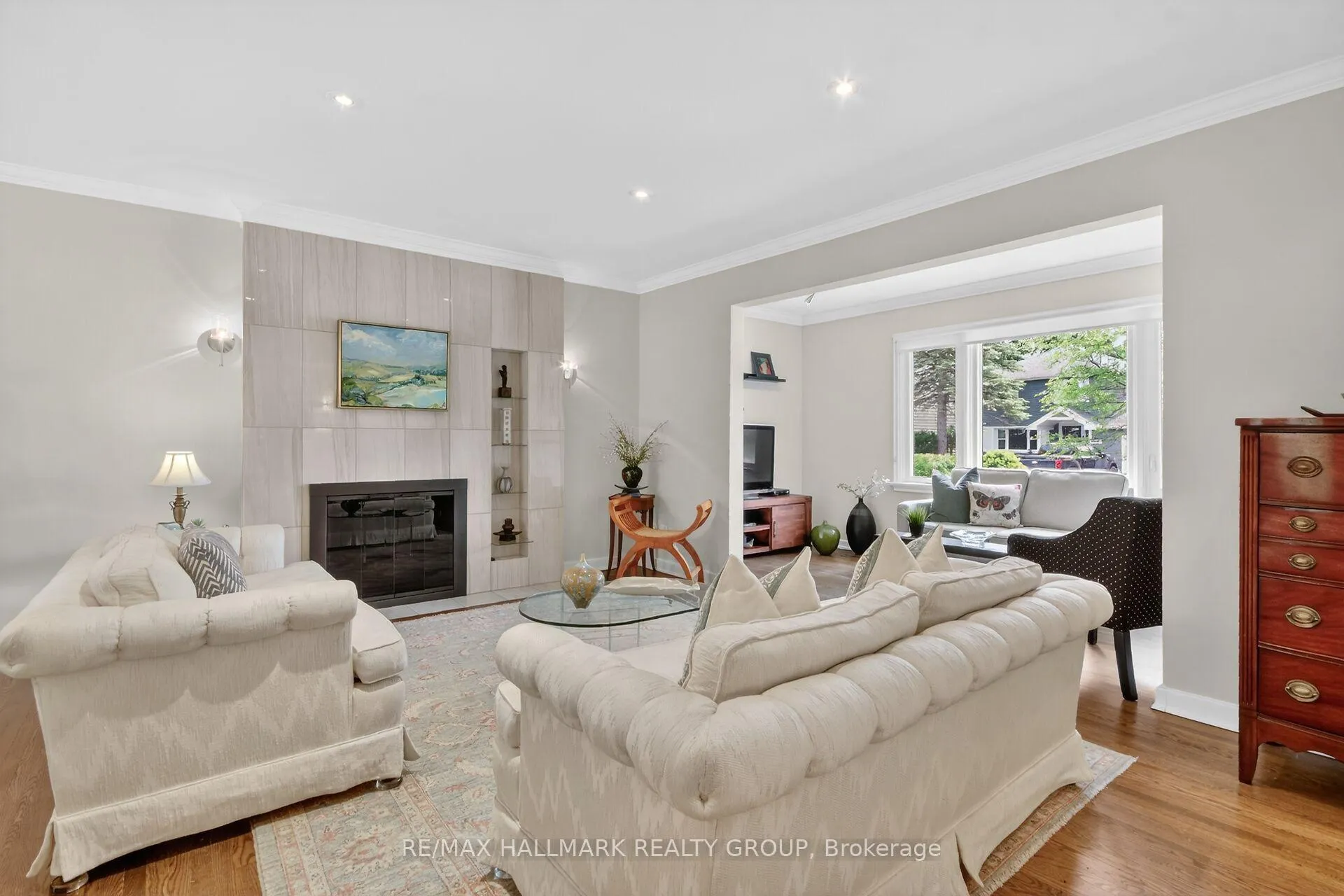 Photo 5 of 785 Dunloe Avenue, Ottawa, Manor Park — HOMEH