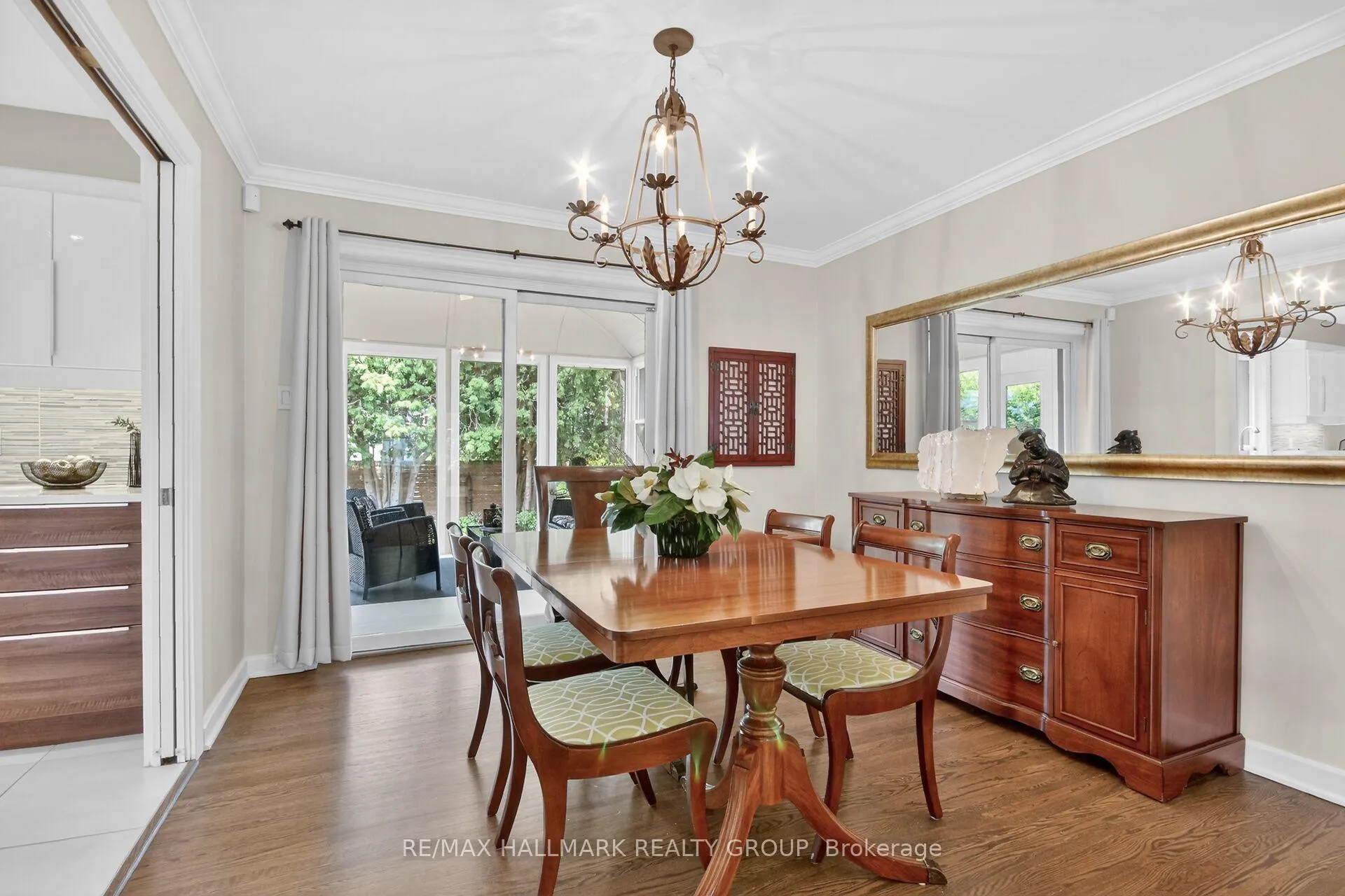 Photo 10 of 785 Dunloe Avenue, Ottawa, Manor Park — HOMEH