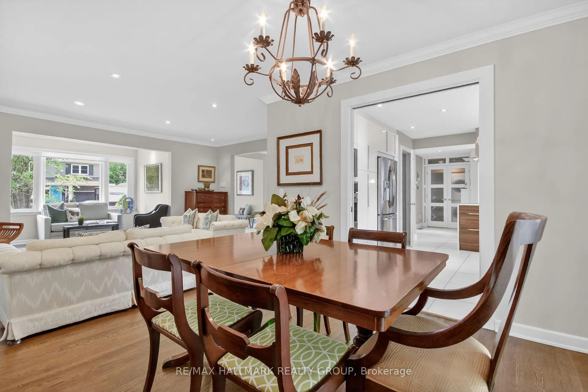 Photo 12 of 785 Dunloe Avenue, Ottawa, Manor Park — HOMEH