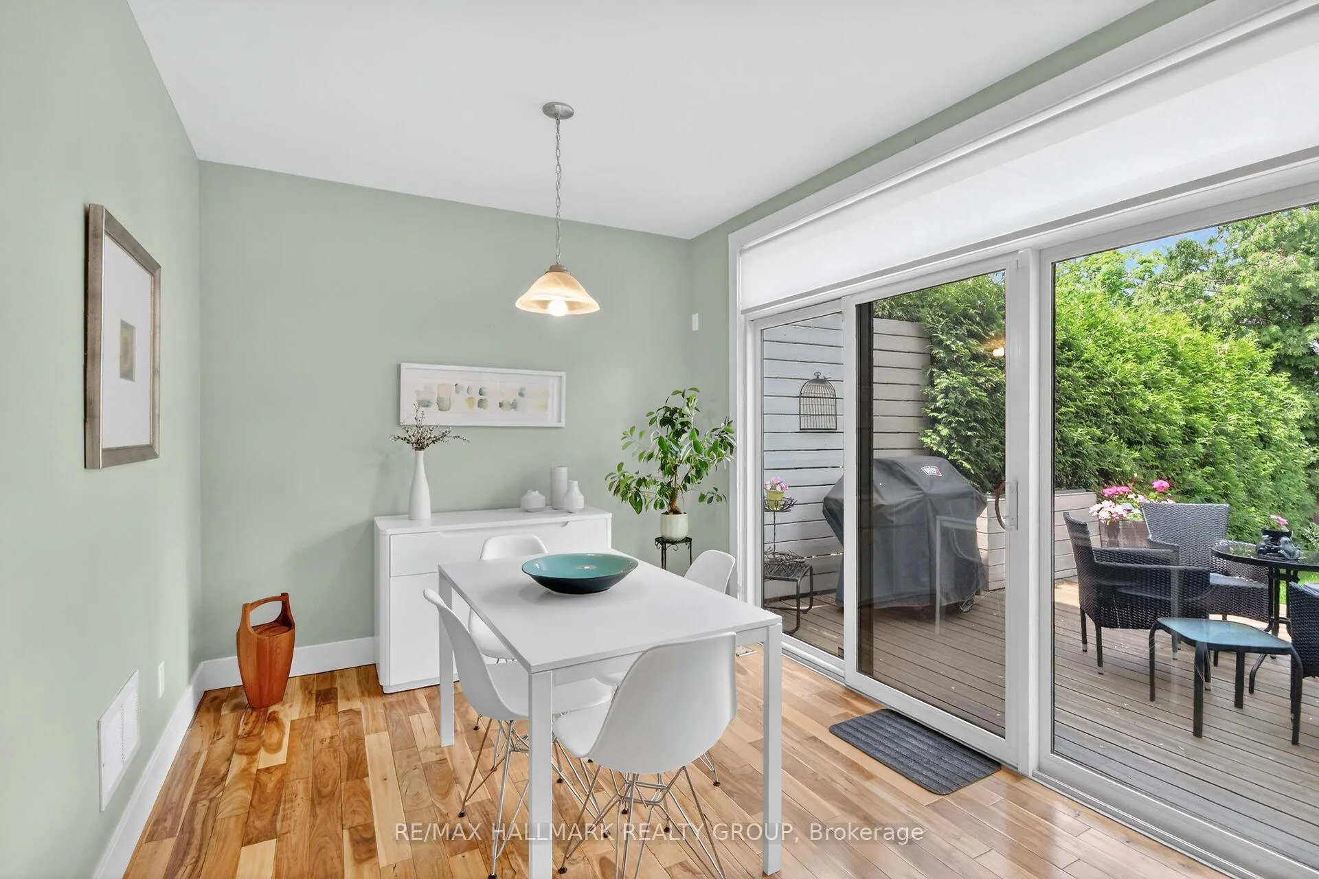 Photo 22 of 785 Dunloe Avenue, Ottawa, Manor Park — HOMEH