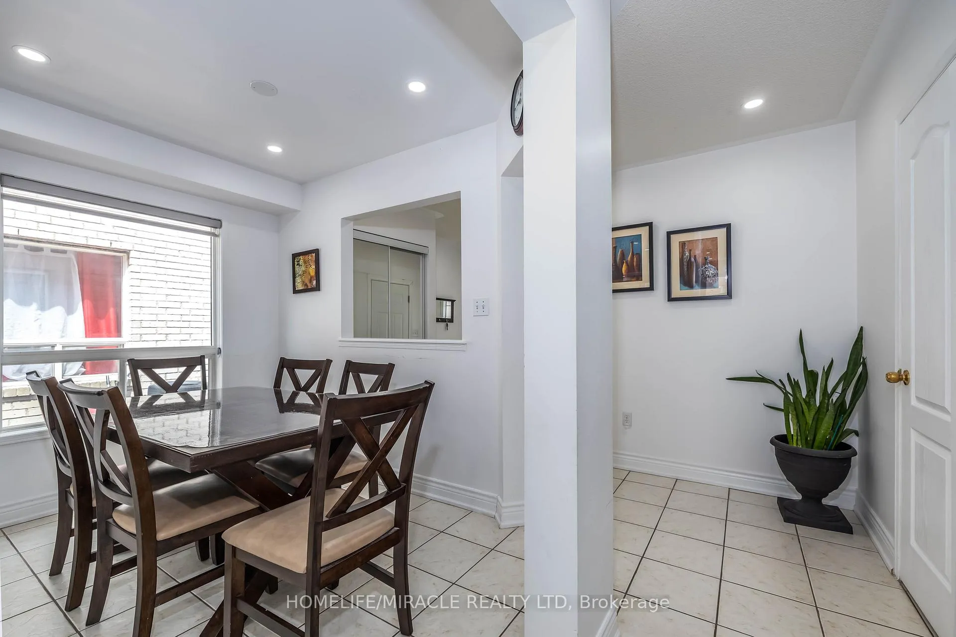 Photo 7 of 17 Baha Crescent, Brampton, Fletcher's Meadow — HOMEH