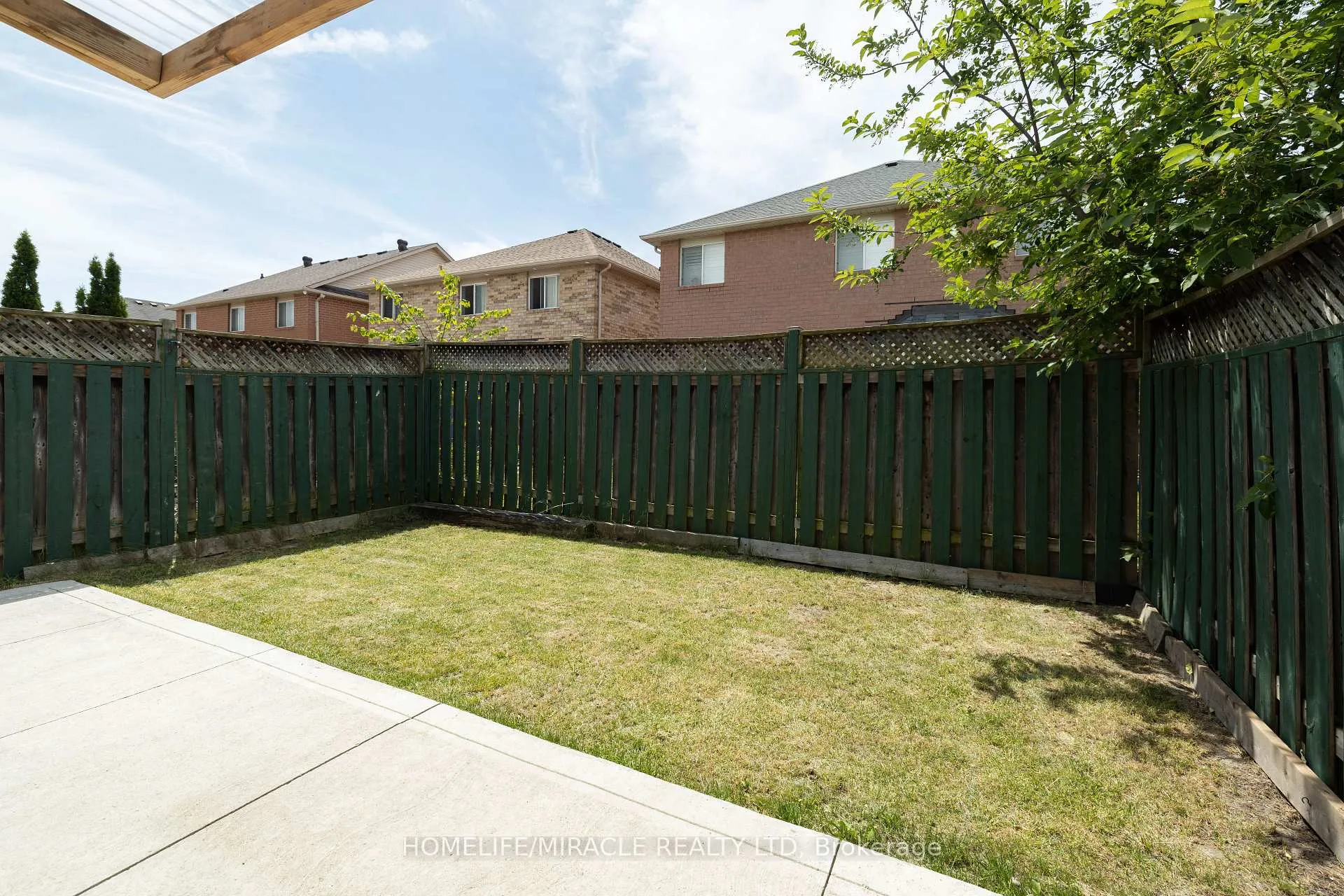 Photo 26 of 17 Baha Crescent, Brampton, Fletcher's Meadow — HOMEH