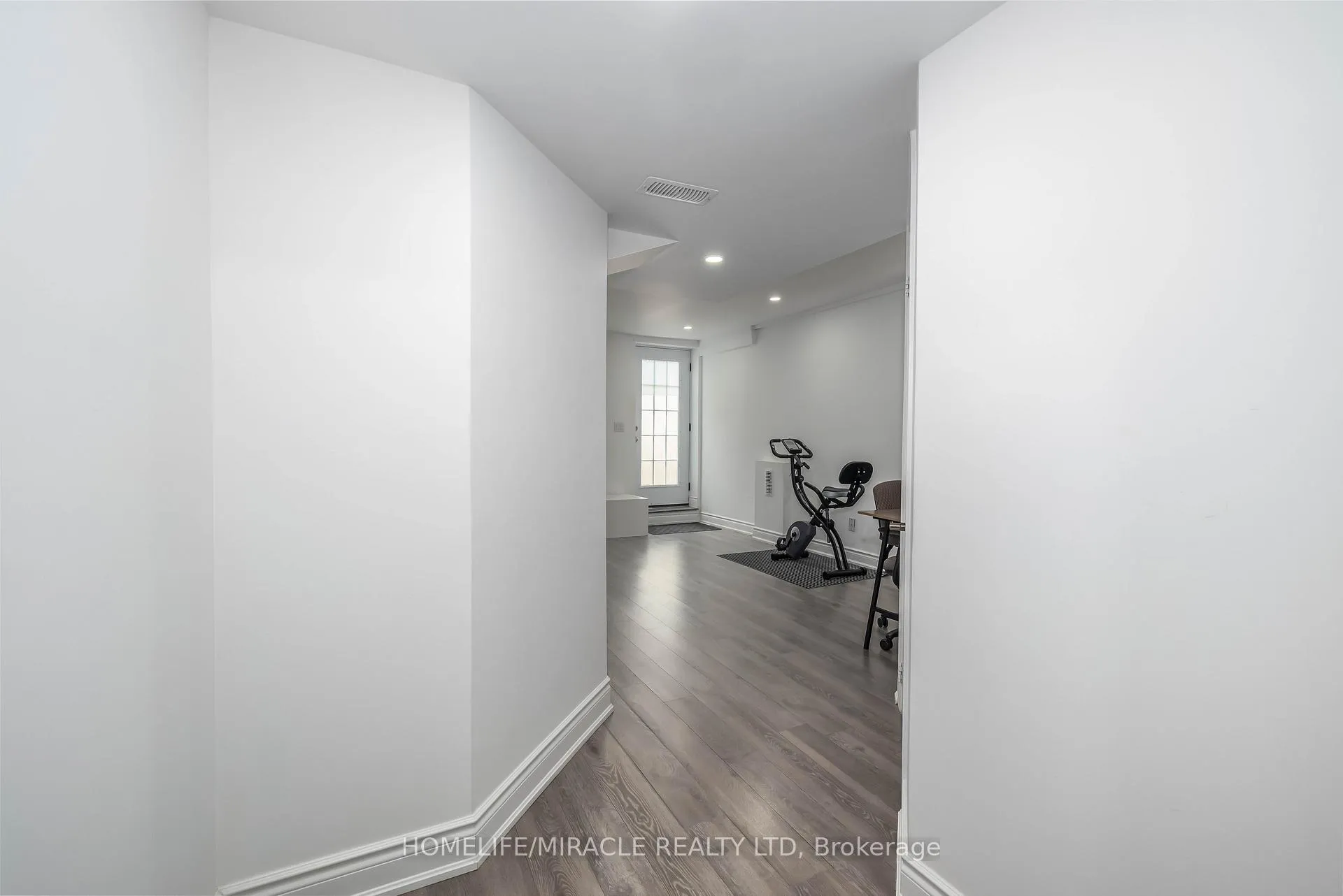 Photo 28 of 17 Baha Crescent, Brampton, Fletcher's Meadow — HOMEH