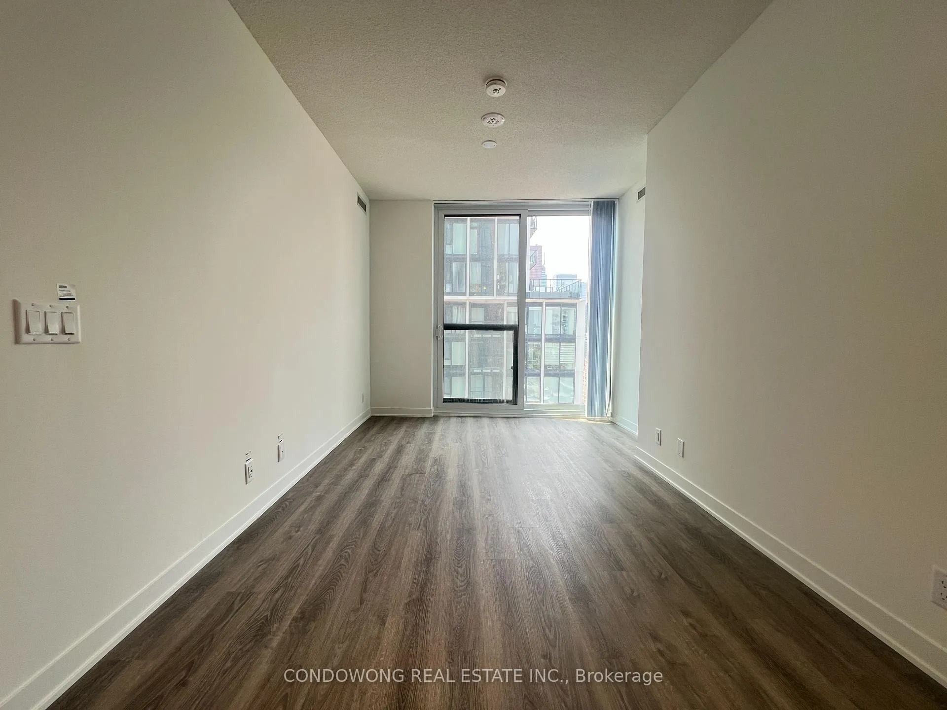 Photo 3 of Unit 2612, 180 Front Street E, Toronto, Moss Park — HOMEH