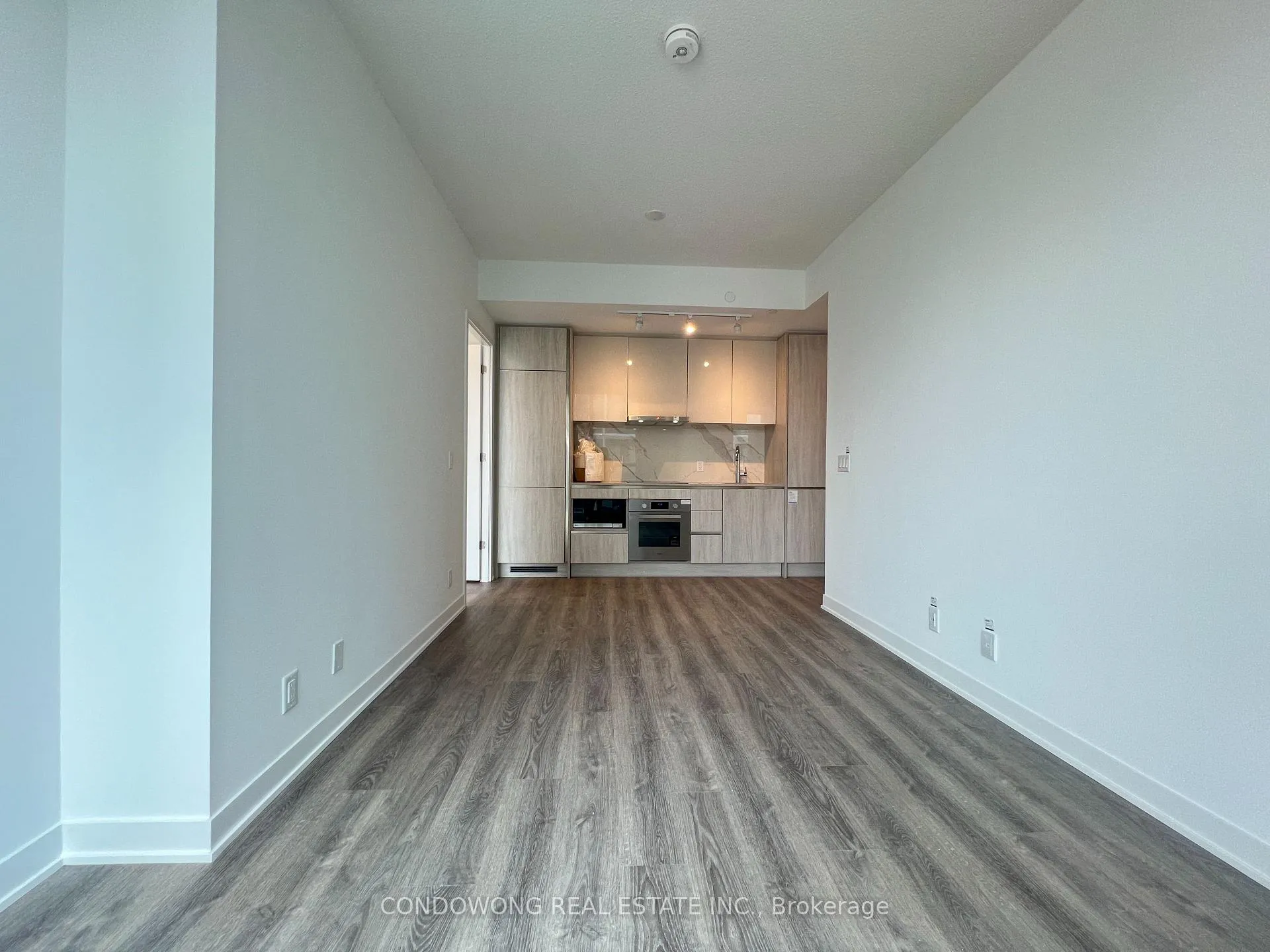 Photo 4 of Unit 2612, 180 Front Street E, Toronto, Moss Park — HOMEH