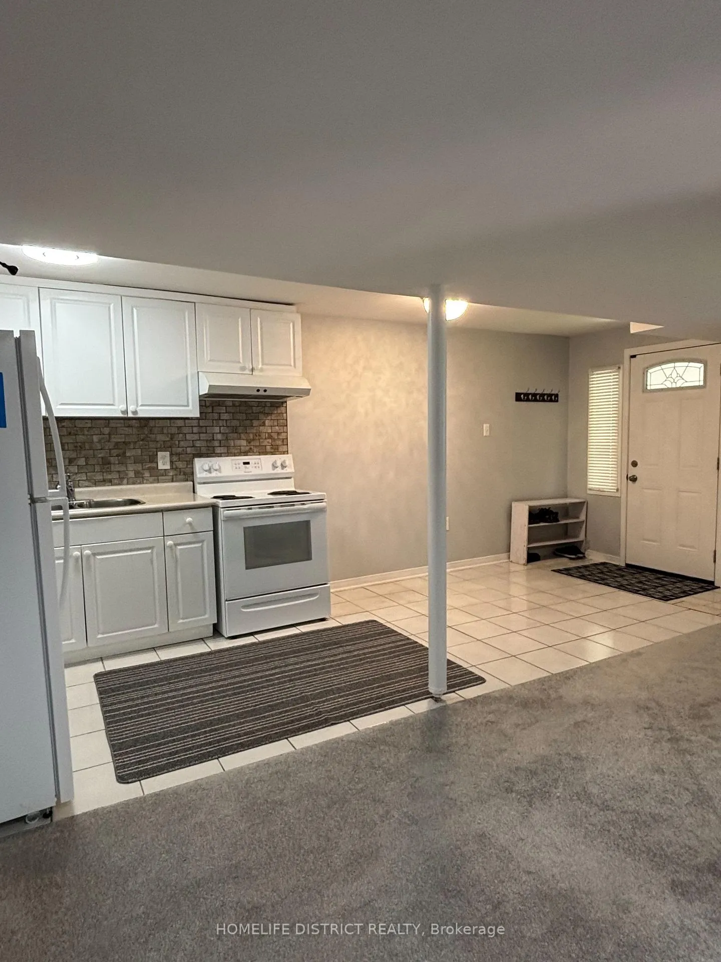 Photo 4 of 137 Ducatel Crescent, Ajax, Central — HOMEH