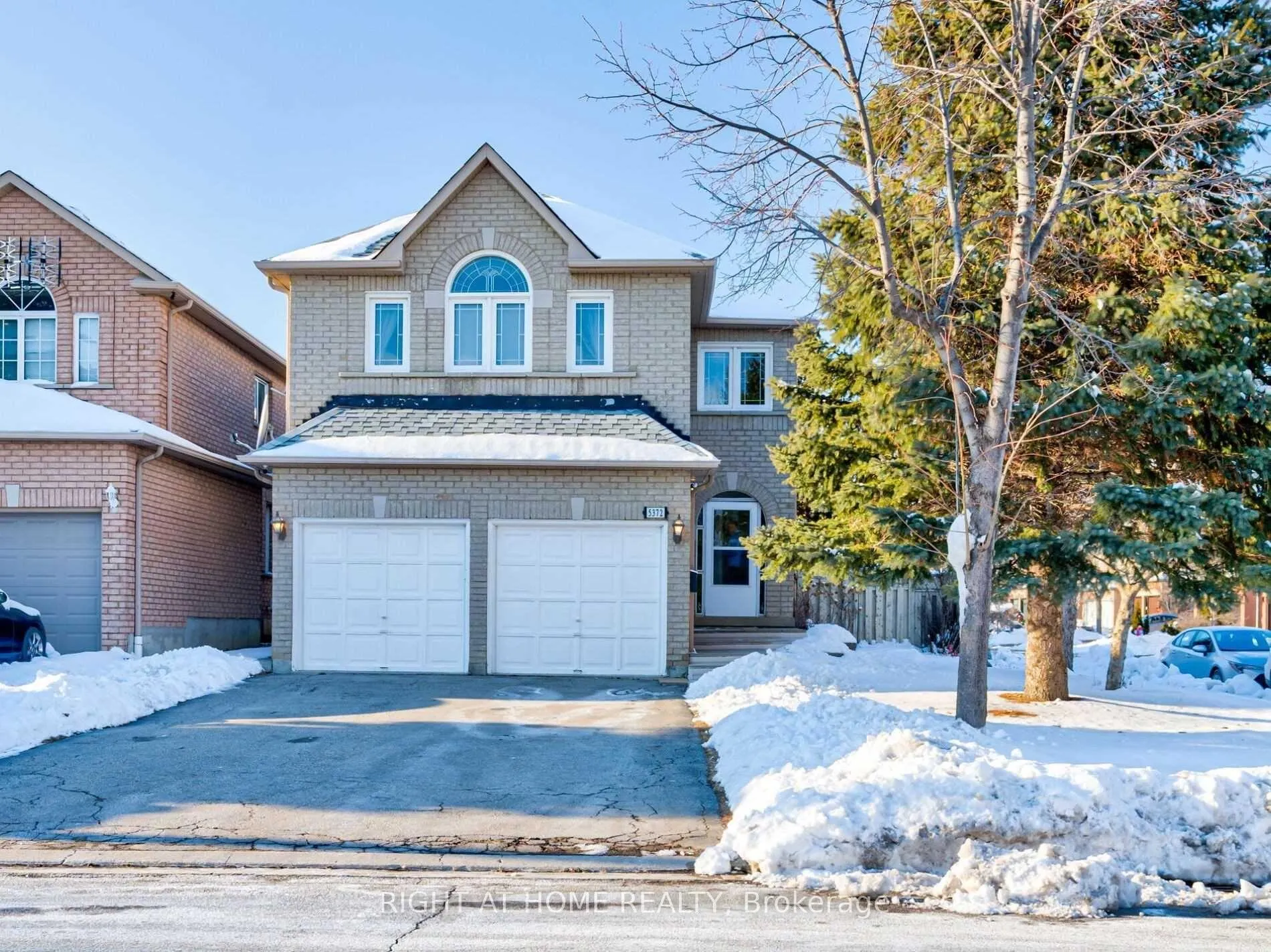 Photo 1 of 5372 Wilderness Trail, Mississauga, Hurontario — HOMEH