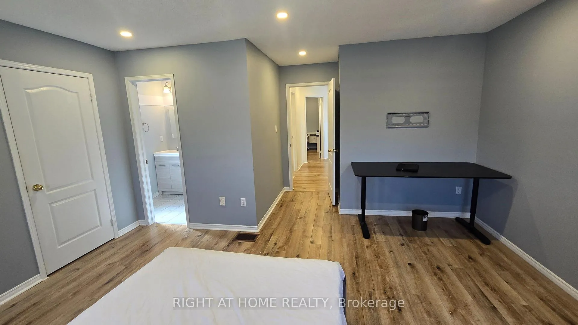 Photo 24 of 5372 Wilderness Trail, Mississauga, Hurontario — HOMEH