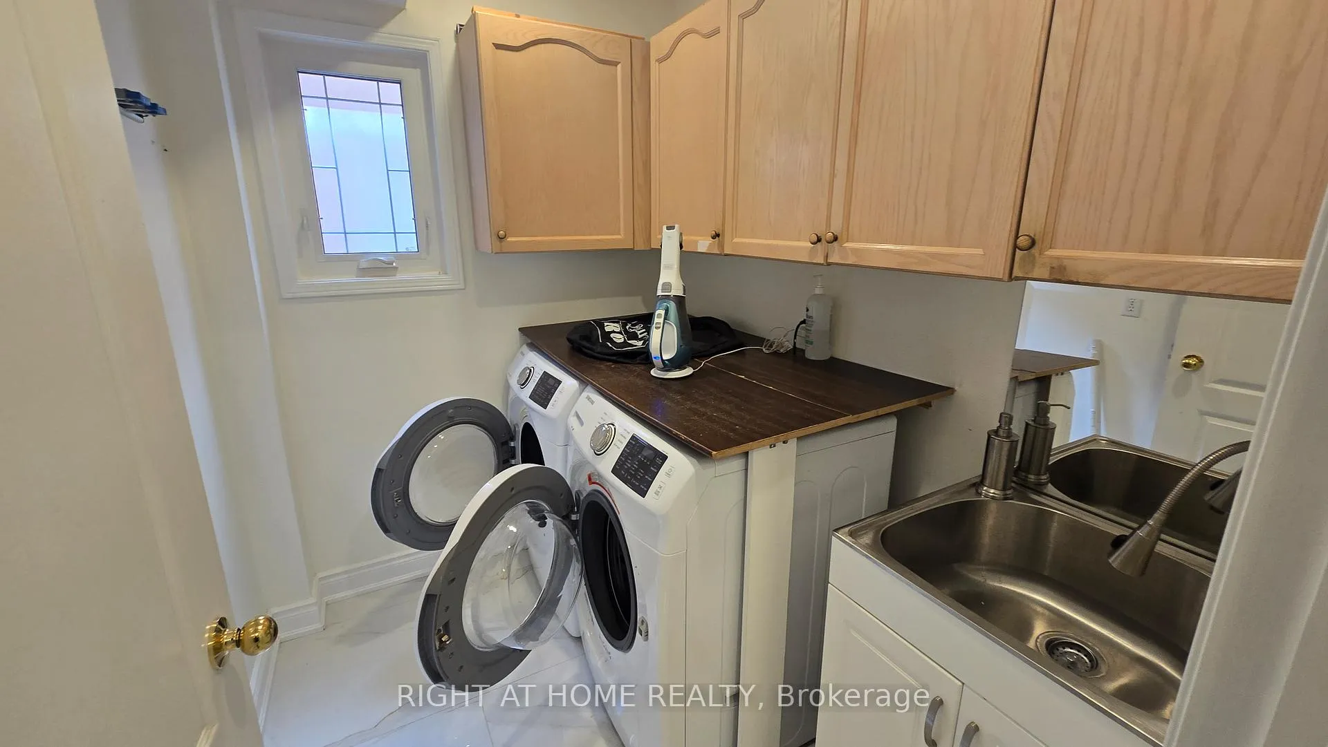 Photo 44 of 5372 Wilderness Trail, Mississauga, Hurontario — HOMEH