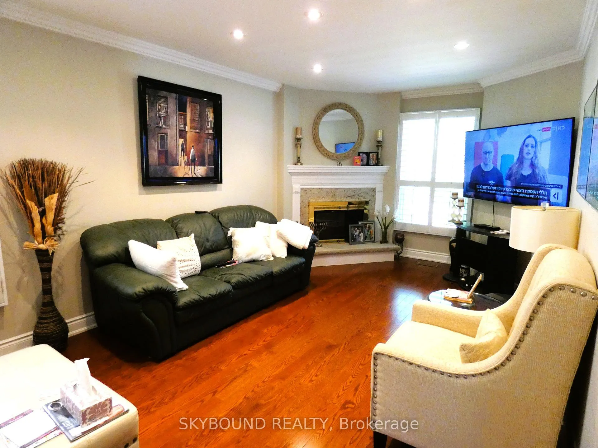 Photo 3 of 362 Conley Street, Vaughan, Lakeview Estates — HOMEH