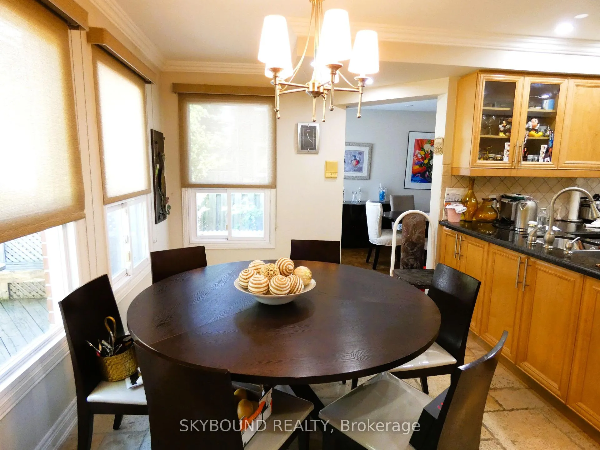 Photo 5 of 362 Conley Street, Vaughan, Lakeview Estates — HOMEH