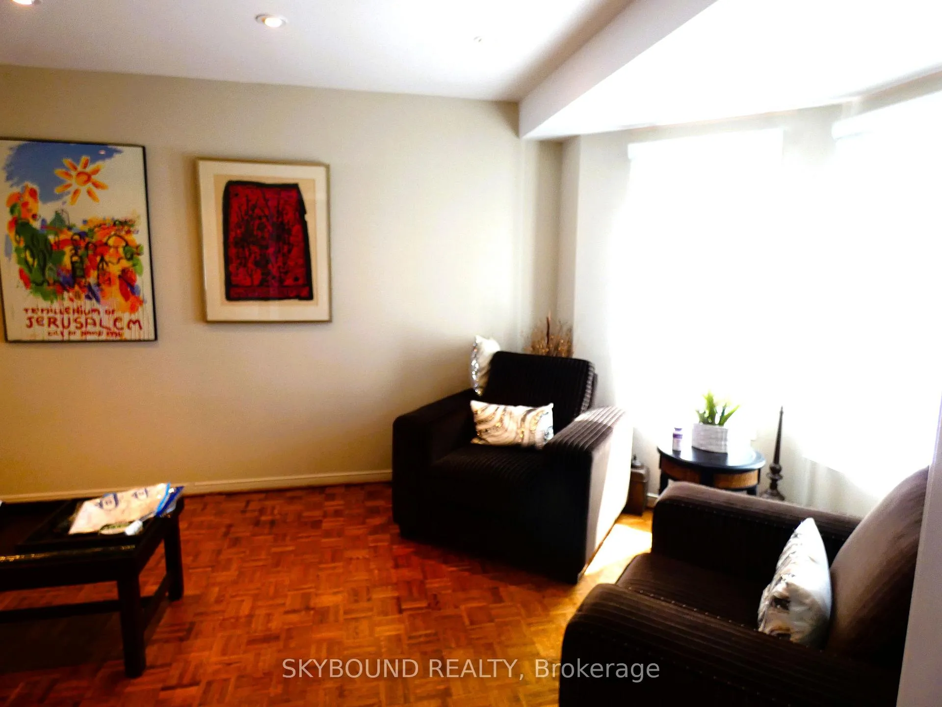 Photo 8 of 362 Conley Street, Vaughan, Lakeview Estates — HOMEH