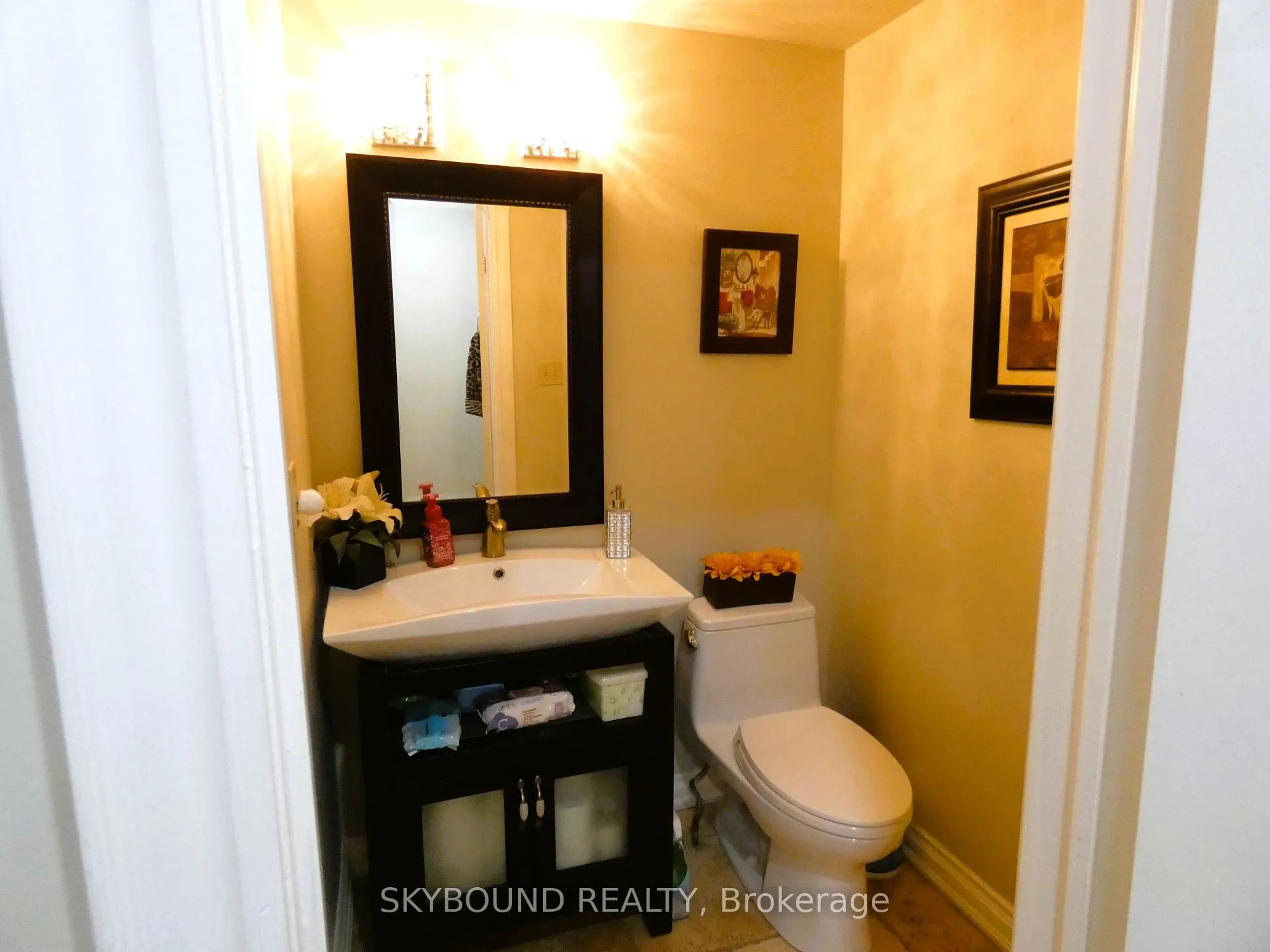 Photo 11 of 362 Conley Street, Vaughan, Lakeview Estates — HOMEH