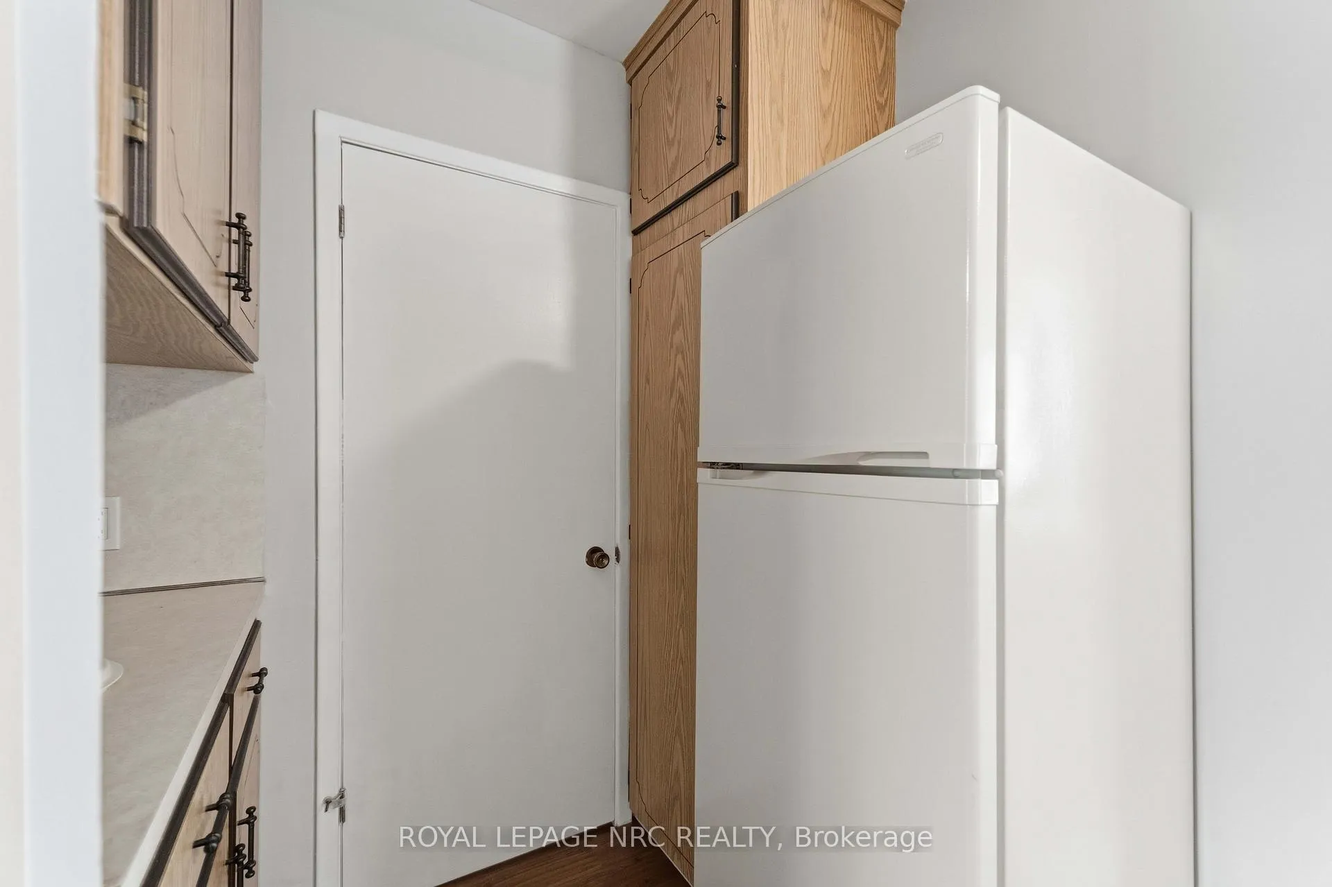 Photo 15 of 144 Mcalpine Avenue S, Welland, Lincoln/Crowland — HOMEH