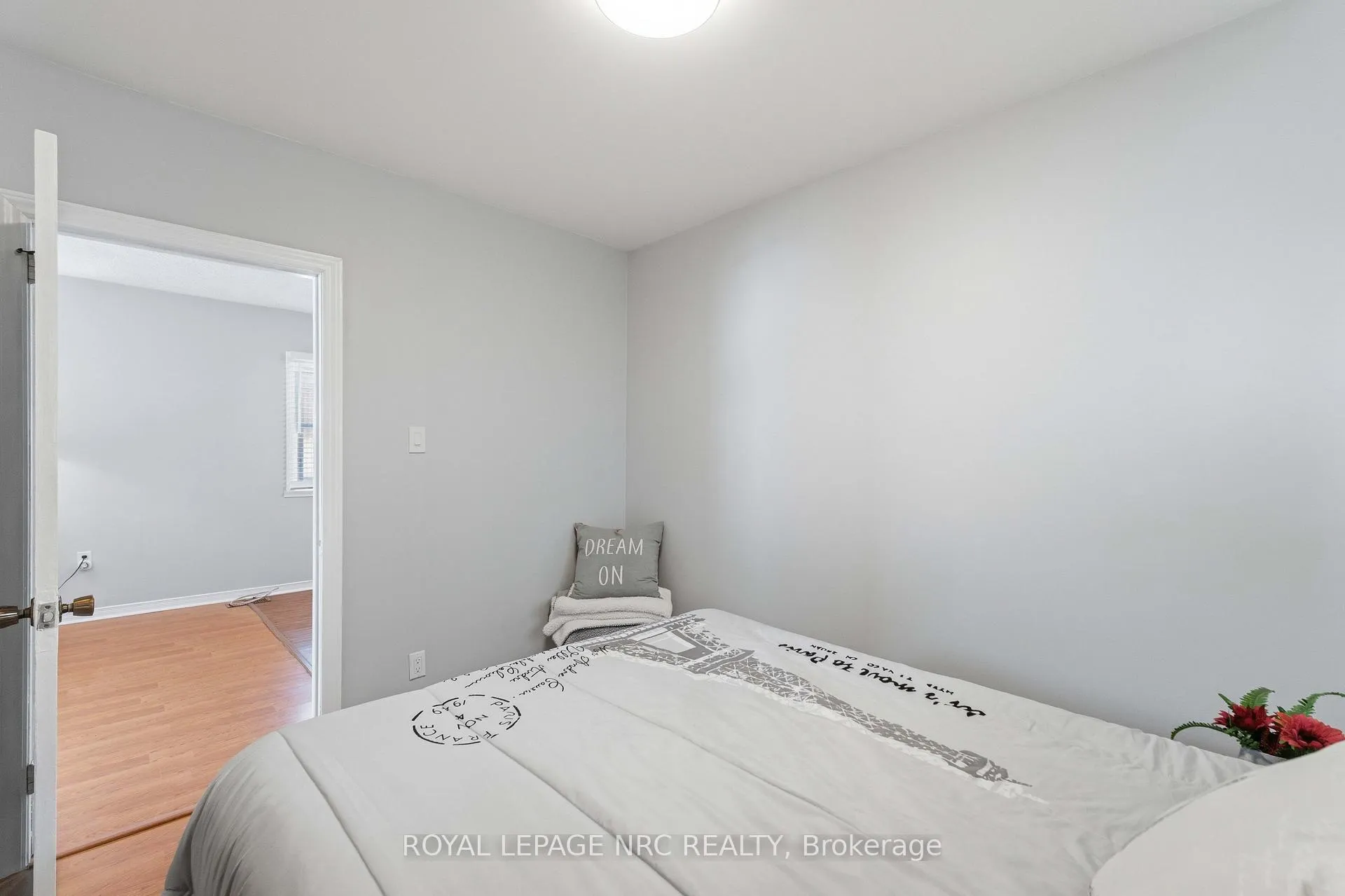 Photo 26 of 144 Mcalpine Avenue S, Welland, Lincoln/Crowland — HOMEH
