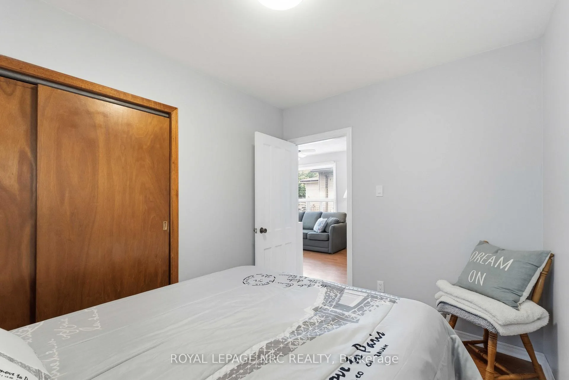 Photo 27 of 144 Mcalpine Avenue S, Welland, Lincoln/Crowland — HOMEH