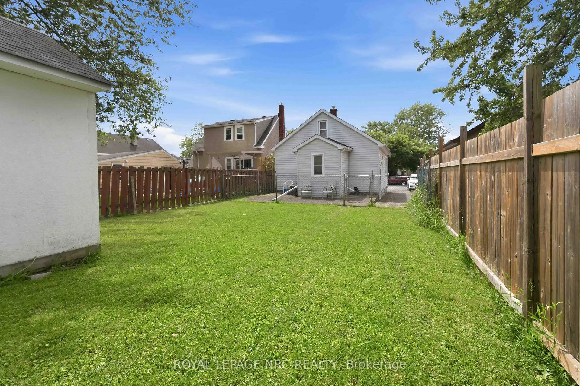 Photo 45 of 144 Mcalpine Avenue S, Welland, Lincoln/Crowland — HOMEH