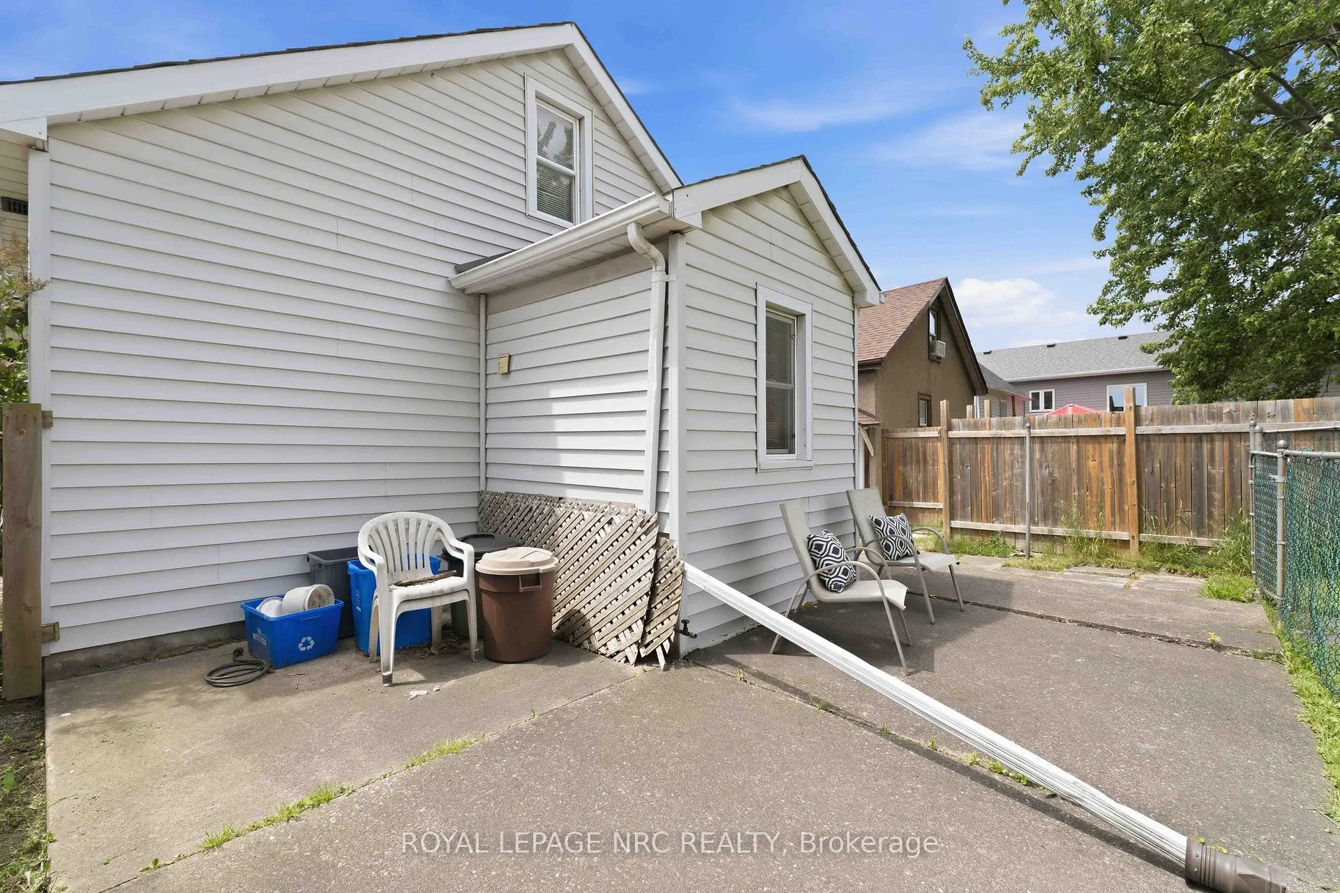 Photo 48 of 144 Mcalpine Avenue S, Welland, Lincoln/Crowland — HOMEH