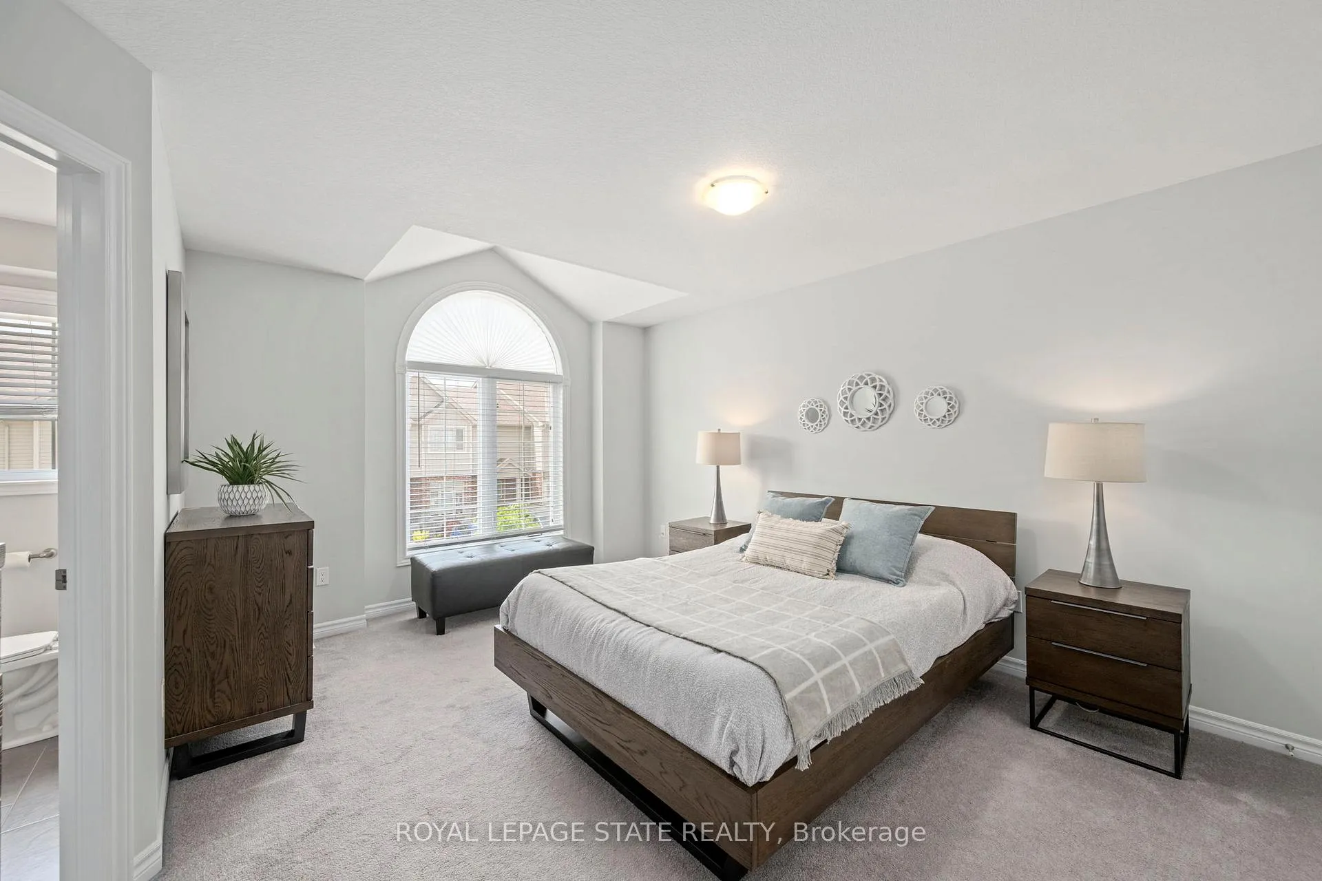 Photo 13 of Unit 149, 1061 Eagletrace Drive, London, North S — HOMEH