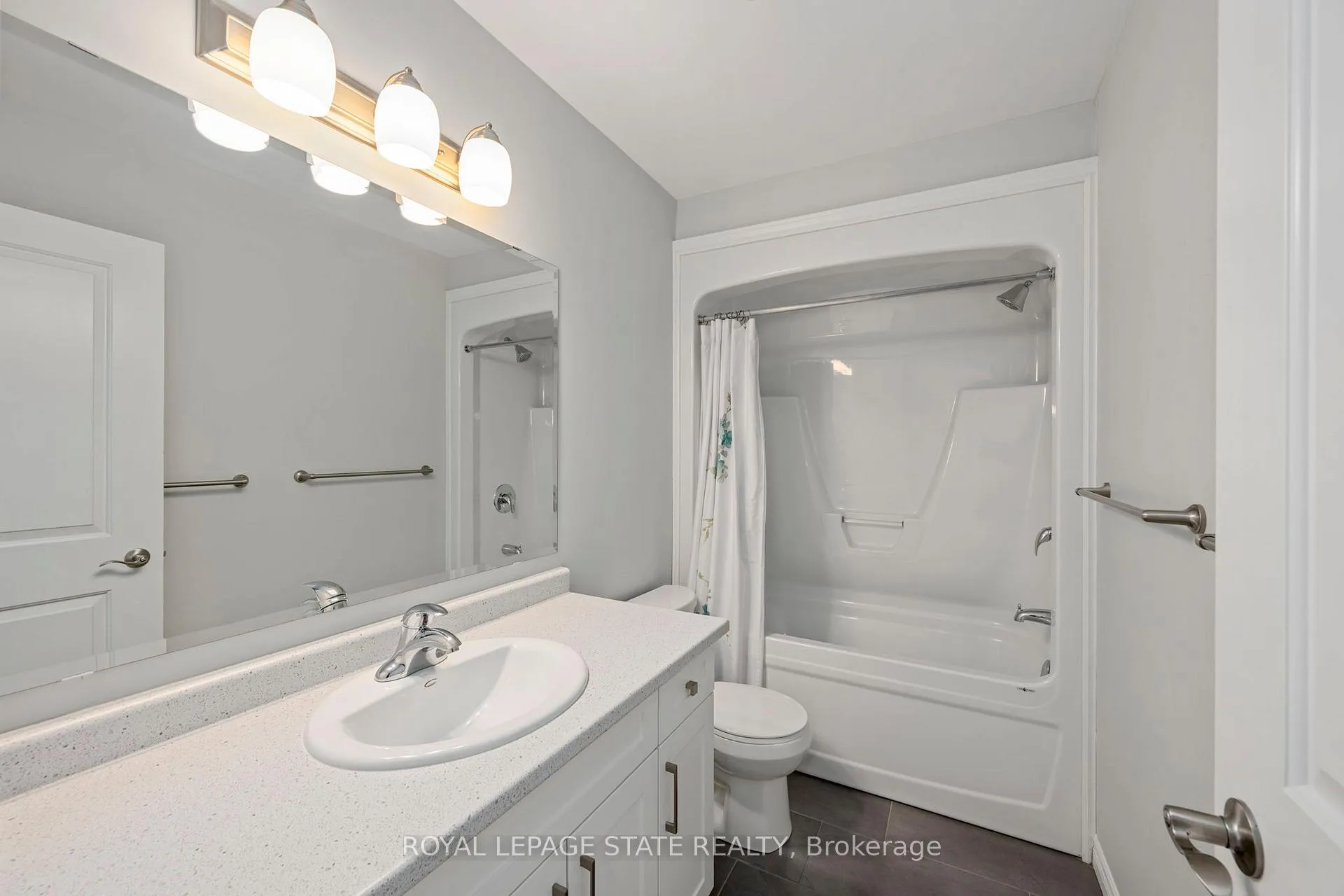 Photo 18 of Unit 149, 1061 Eagletrace Drive, London, North S — HOMEH