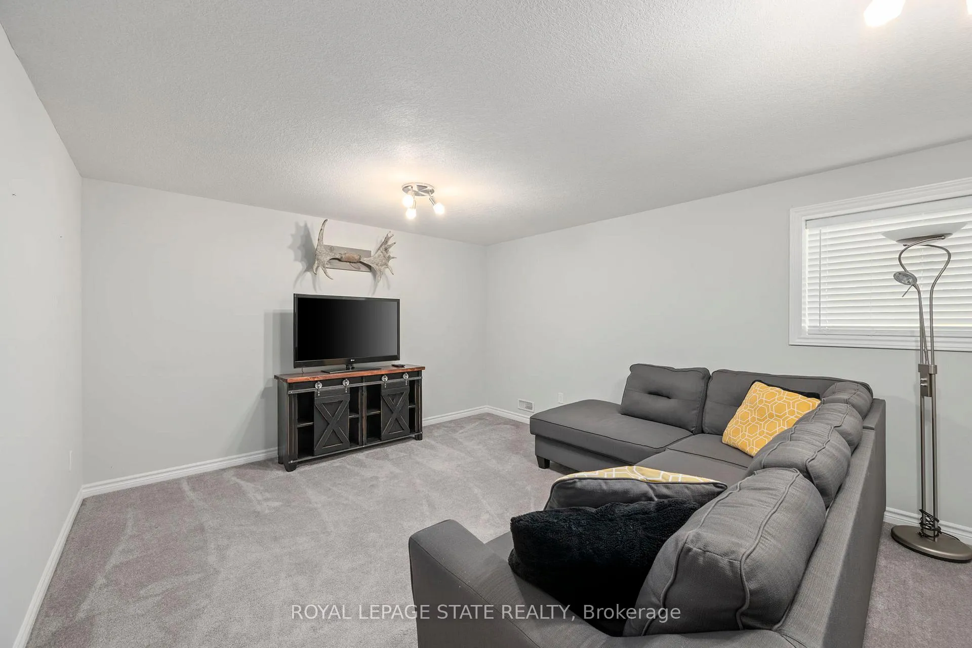 Photo 22 of Unit 149, 1061 Eagletrace Drive, London, North S — HOMEH