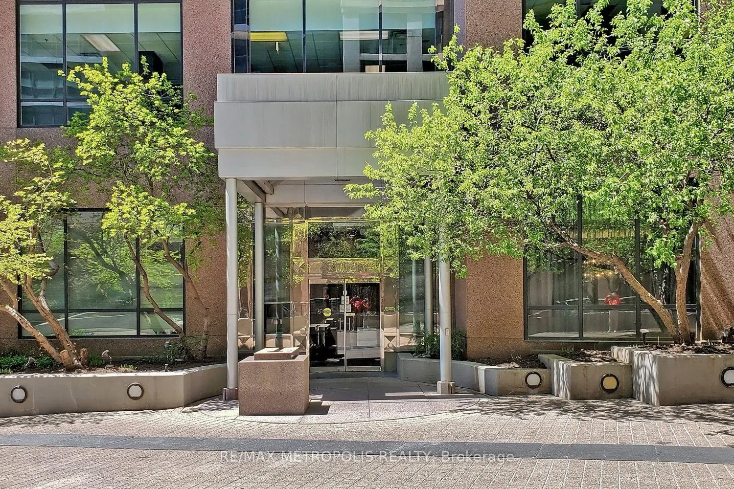 Photo 3 of Unit 1114, 7 Carlton Street, Toronto, Church-Yonge Corridor — HOMEH