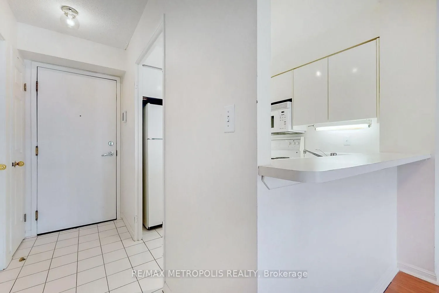 Photo 10 of Unit 1114, 7 Carlton Street, Toronto, Church-Yonge Corridor — HOMEH