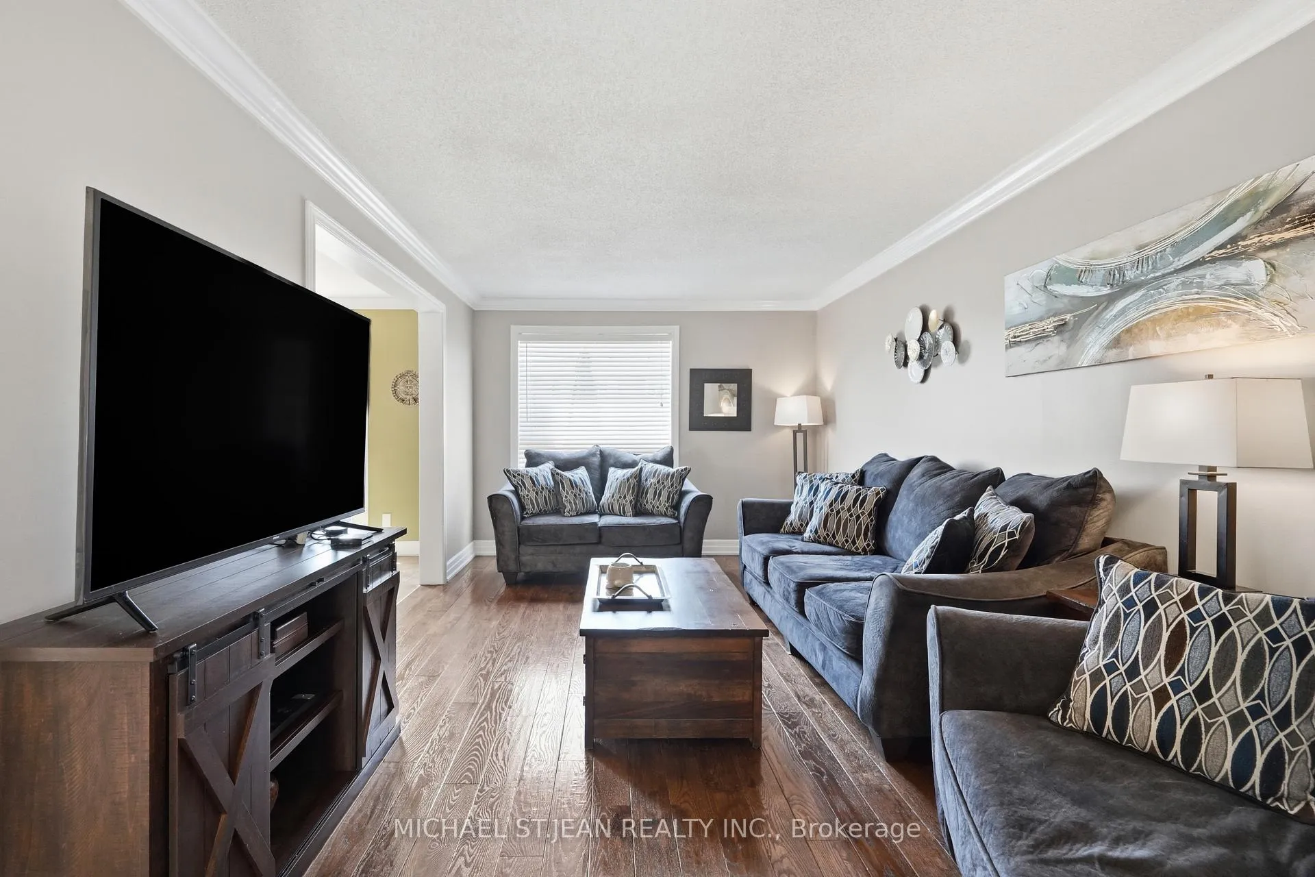 Photo 7 of 147 Thames Way, Hamilton, Mount Hope — HOMEH