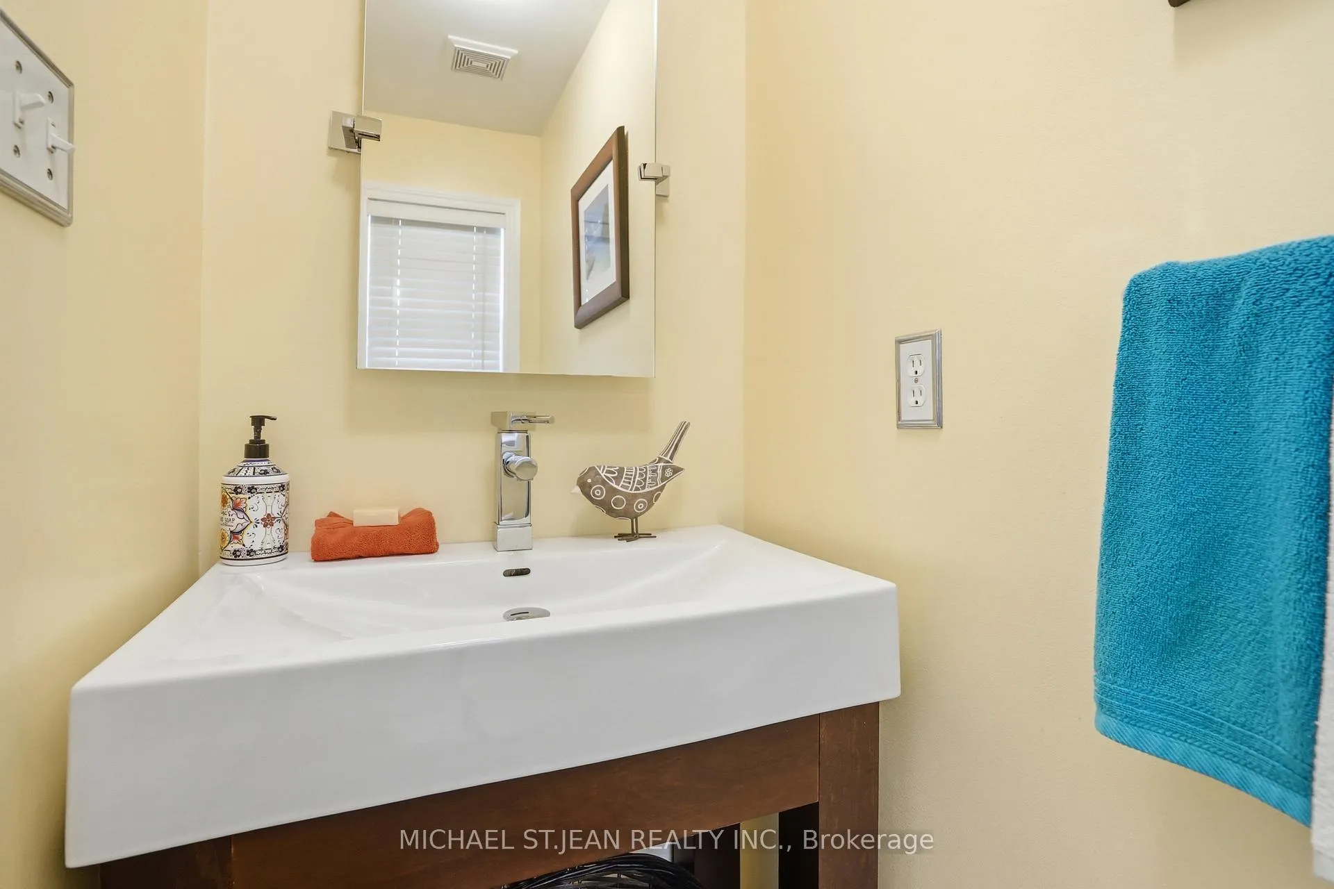 Photo 18 of 147 Thames Way, Hamilton, Mount Hope — HOMEH