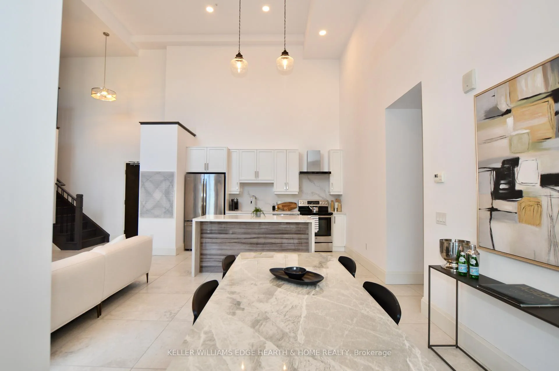 Photo 2 of Unit PH6, 112 King Street E, Hamilton, Beasley — HOMEH