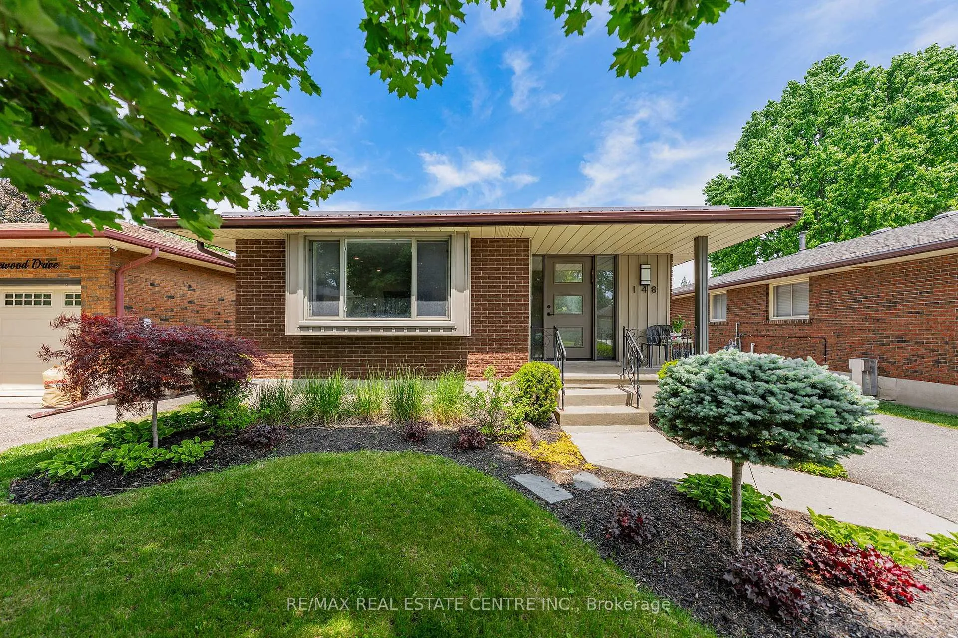 Photo 3 of 148 Wedgewood Drive, Cambridge — HOMEH