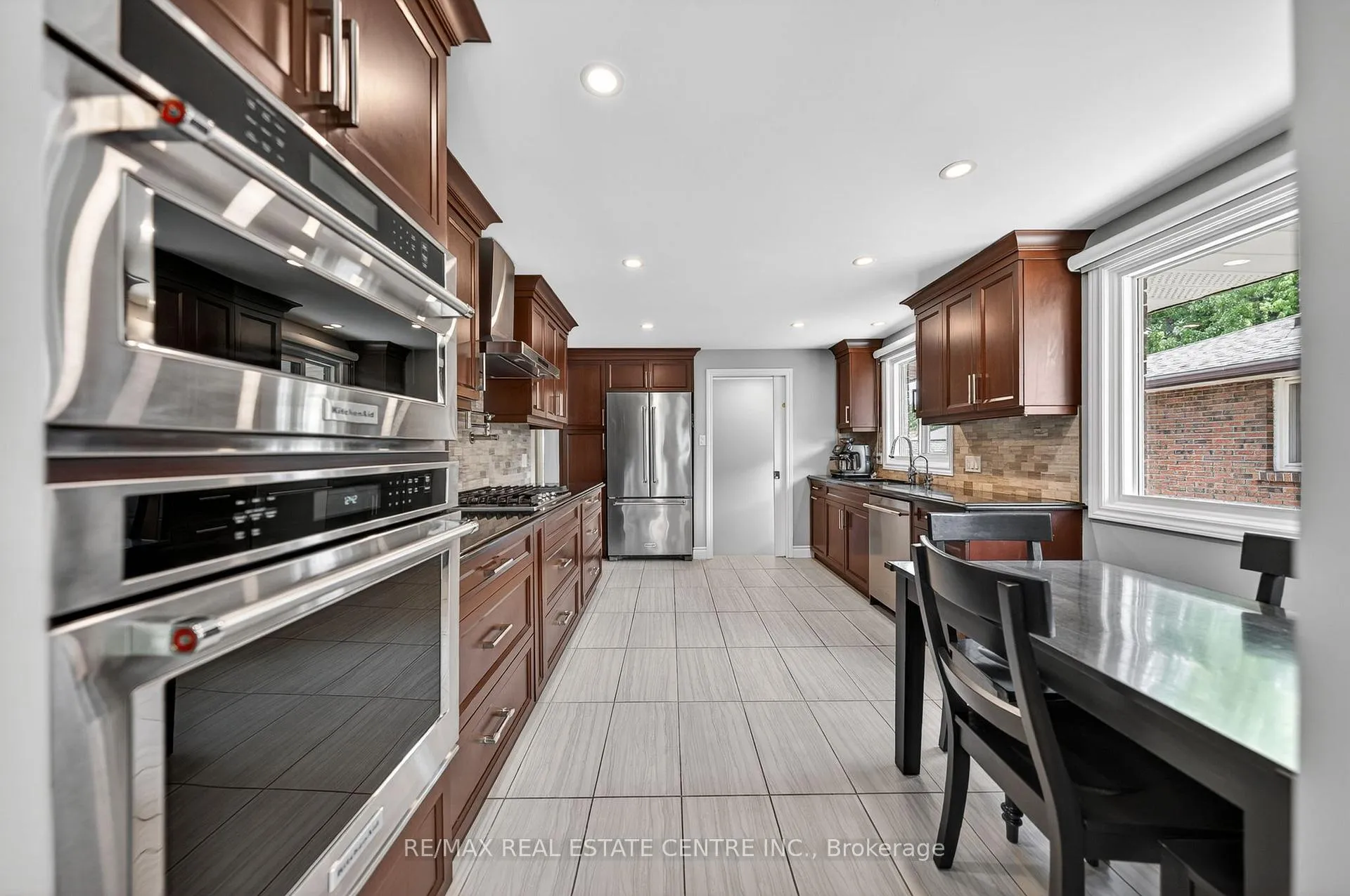 Photo 11 of 148 Wedgewood Drive, Cambridge — HOMEH