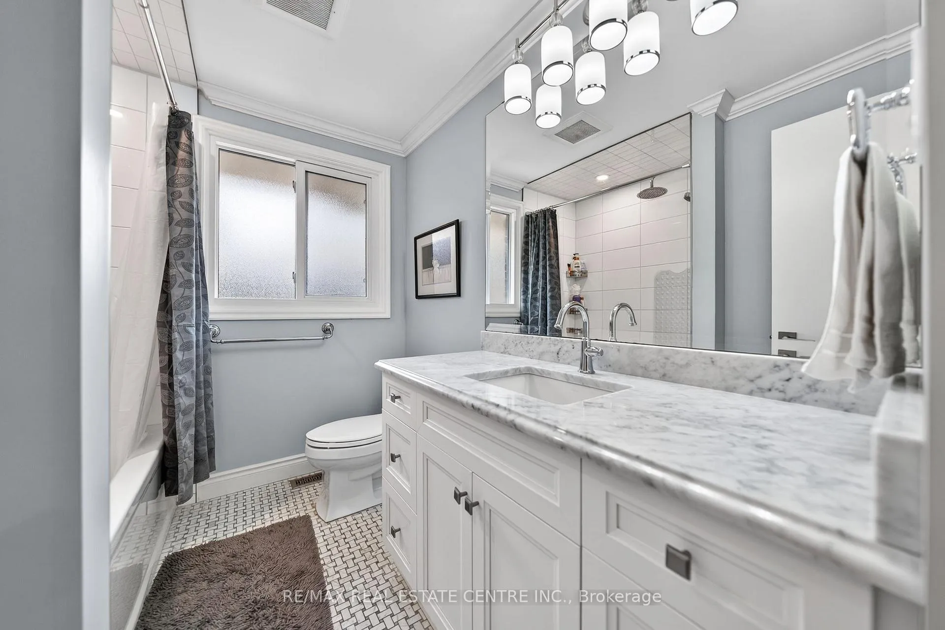 Photo 23 of 148 Wedgewood Drive, Cambridge — HOMEH