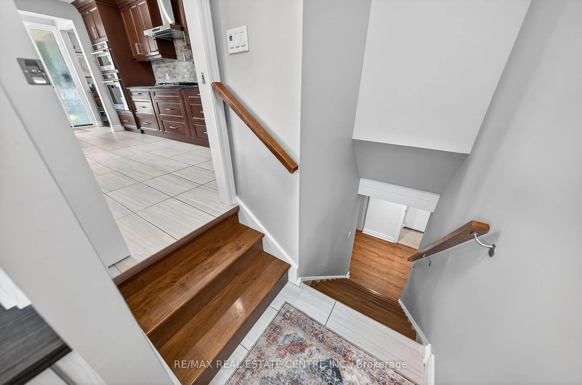 Photo 24 of 148 Wedgewood Drive, Cambridge — HOMEH