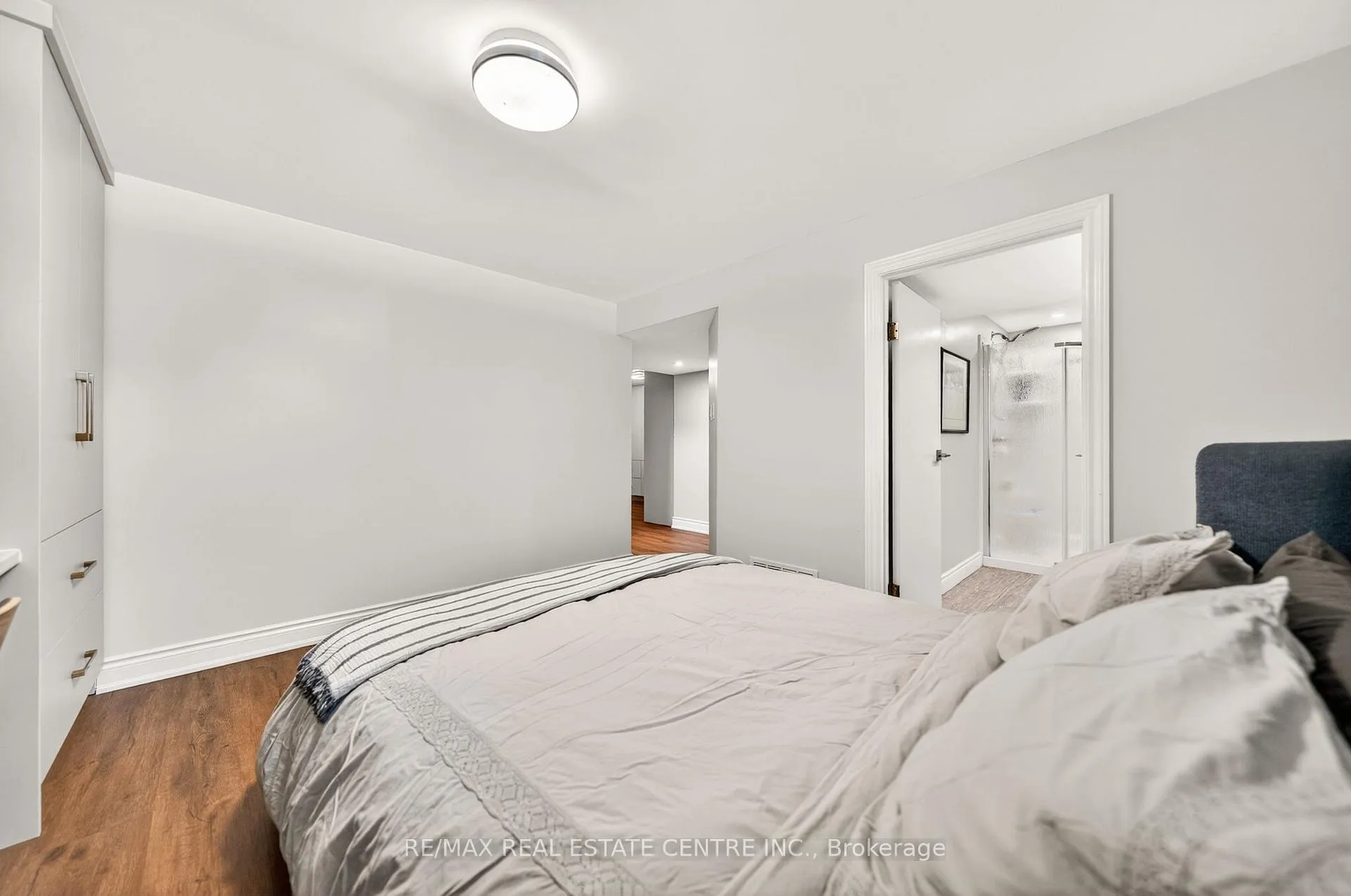 Photo 31 of 148 Wedgewood Drive, Cambridge — HOMEH