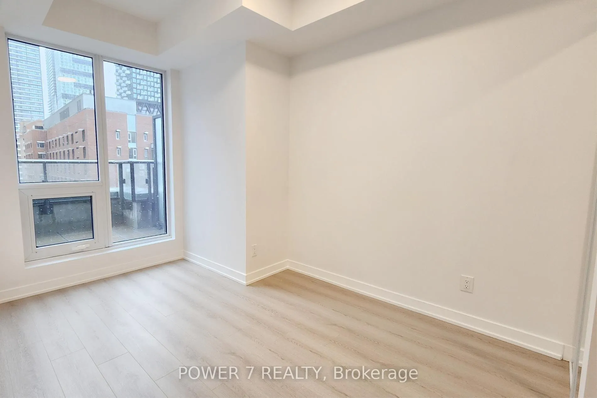 Photo 5 of Unit 602, 100 Queen Street E, Toronto, Church-Yonge Corridor — HOMEH